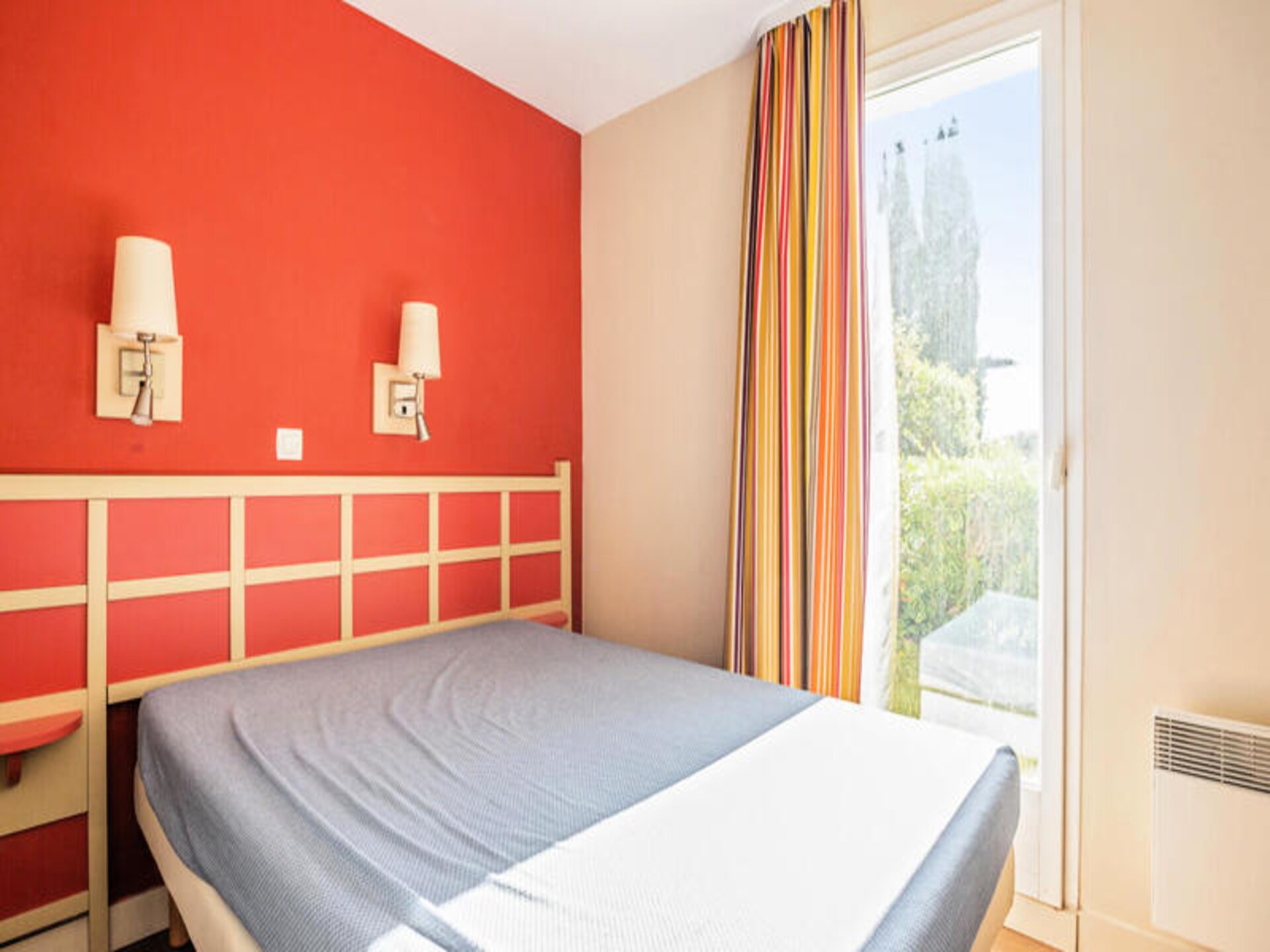 Bloemrijk appartement in Grimaud, 500m van het strand - foto 17