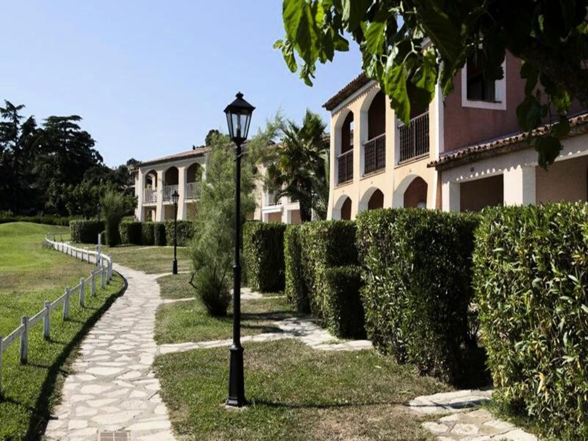 Knus appartement in Grimaud, vlakbij strand en met zwembad - foto 10