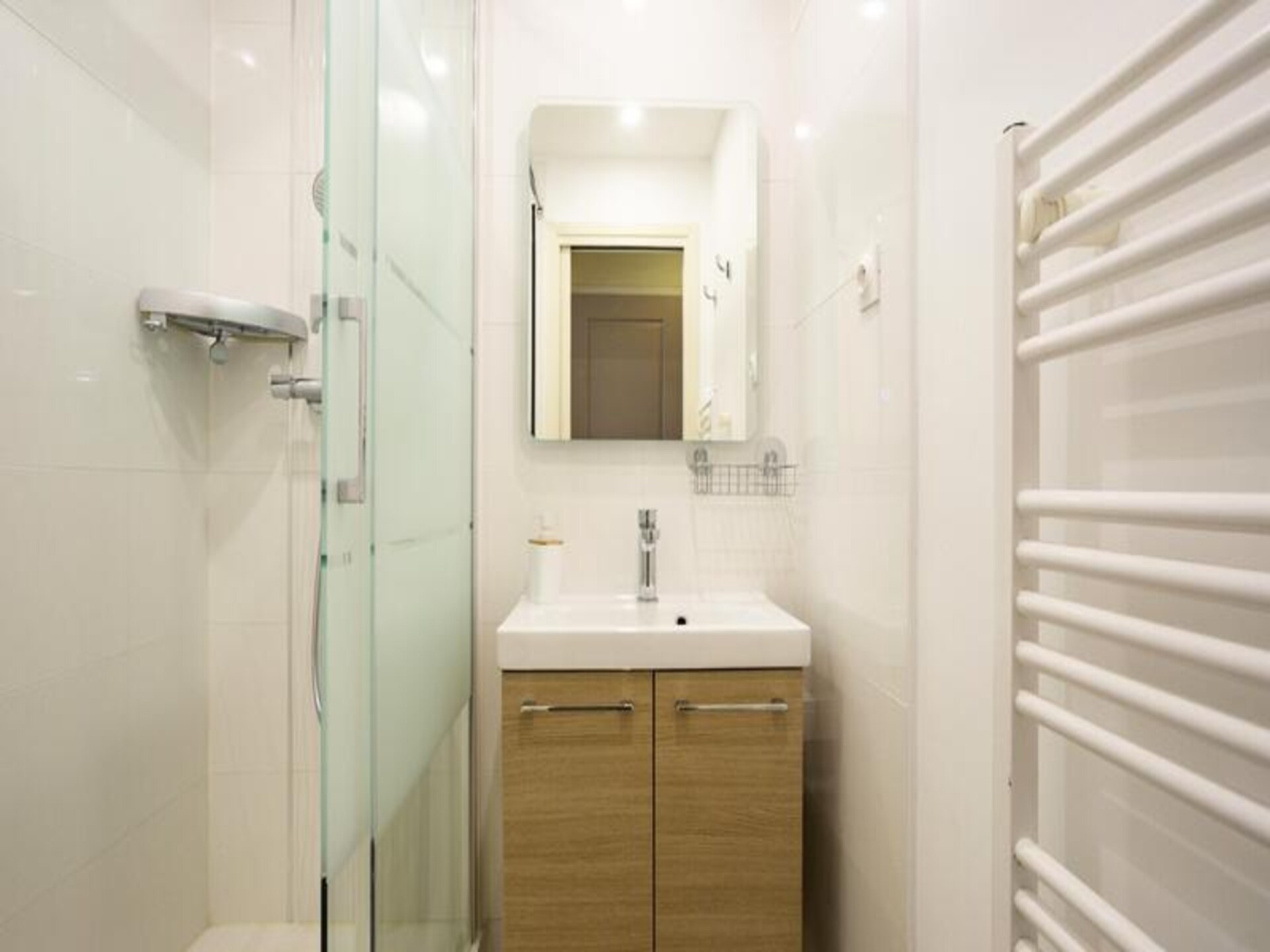 Ruim appartement met zwembad nabij Saint-Tropez en strand - foto 26