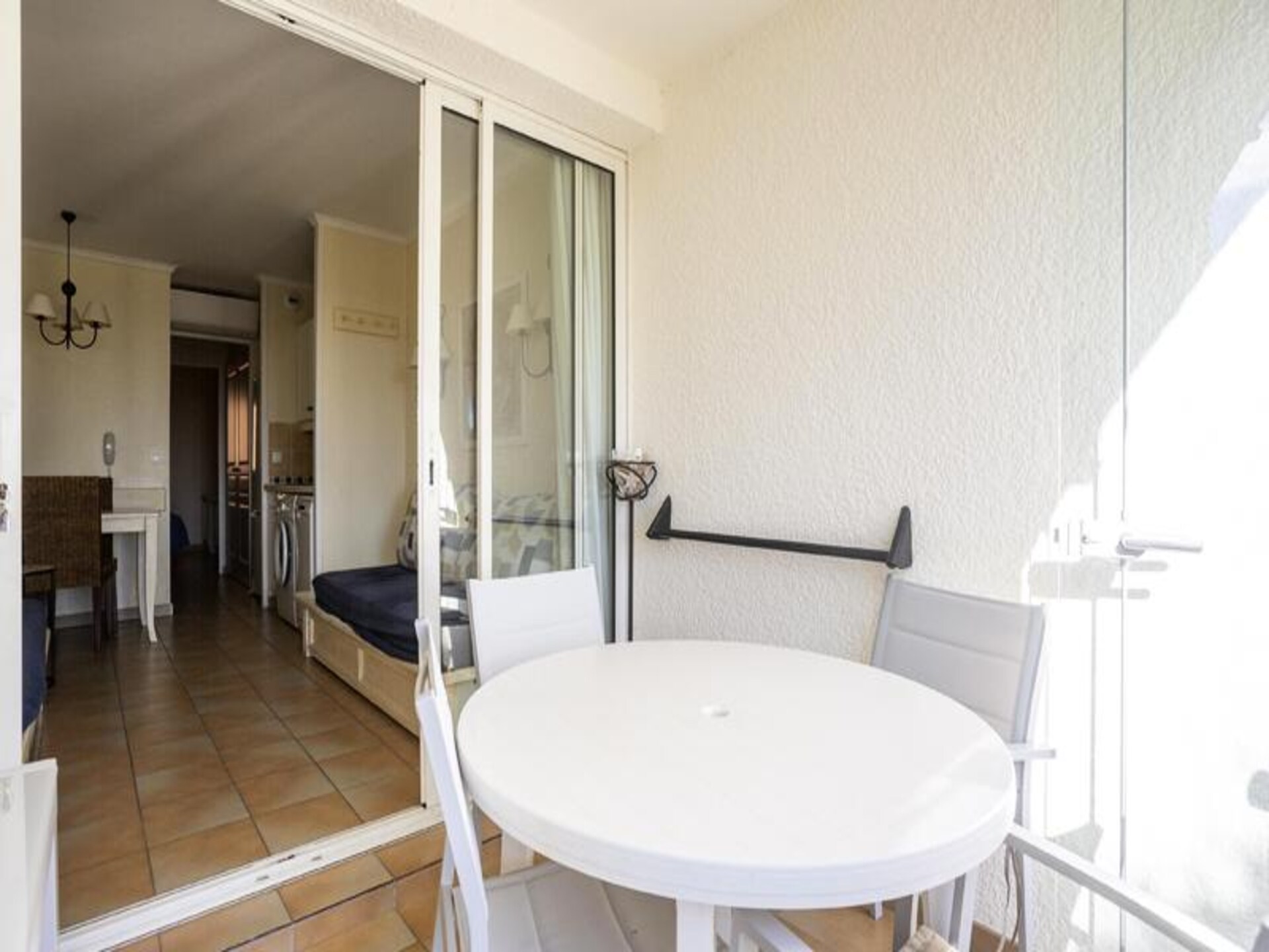 Ruim appartement met zwembad nabij Saint-Tropez en strand - foto 28