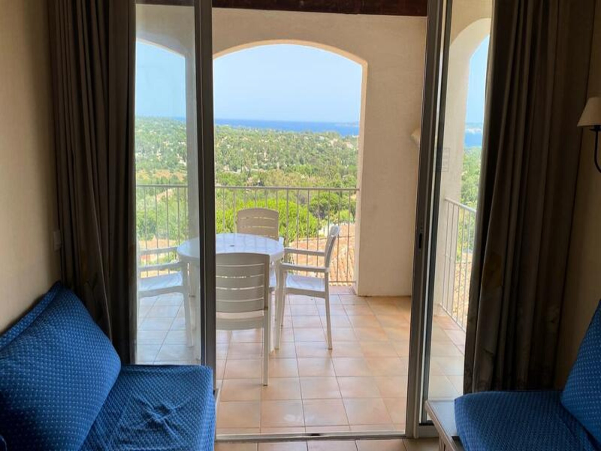 Knus appartement met zeezicht en zwembad nabij Saint-Tropez, 5 personen - foto 17