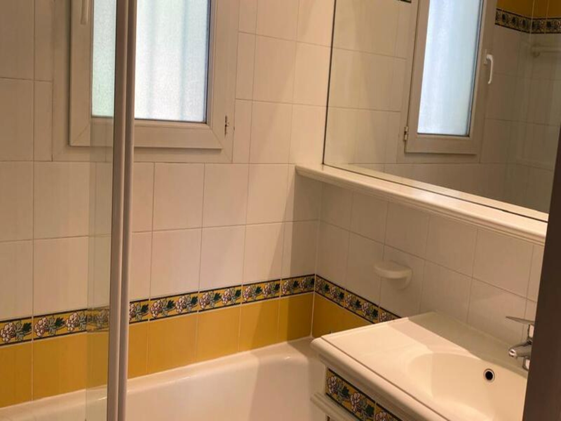 Knus appartement met zeezicht en zwembad nabij Saint-Tropez, 5 personen - foto 23