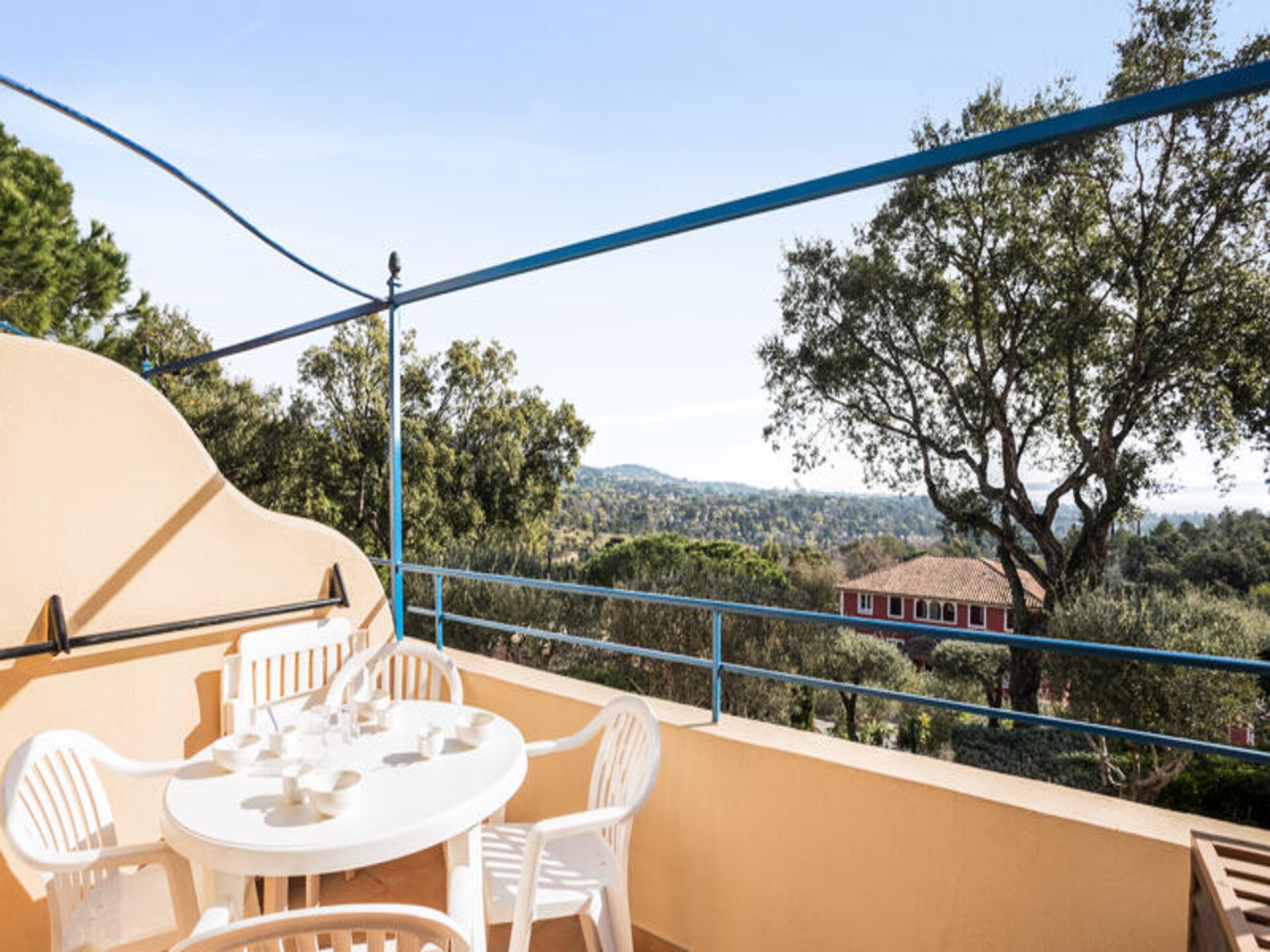 Modern appartement met zeezicht en tuin nabij Saint-Tropez voor 5 personen - foto 18