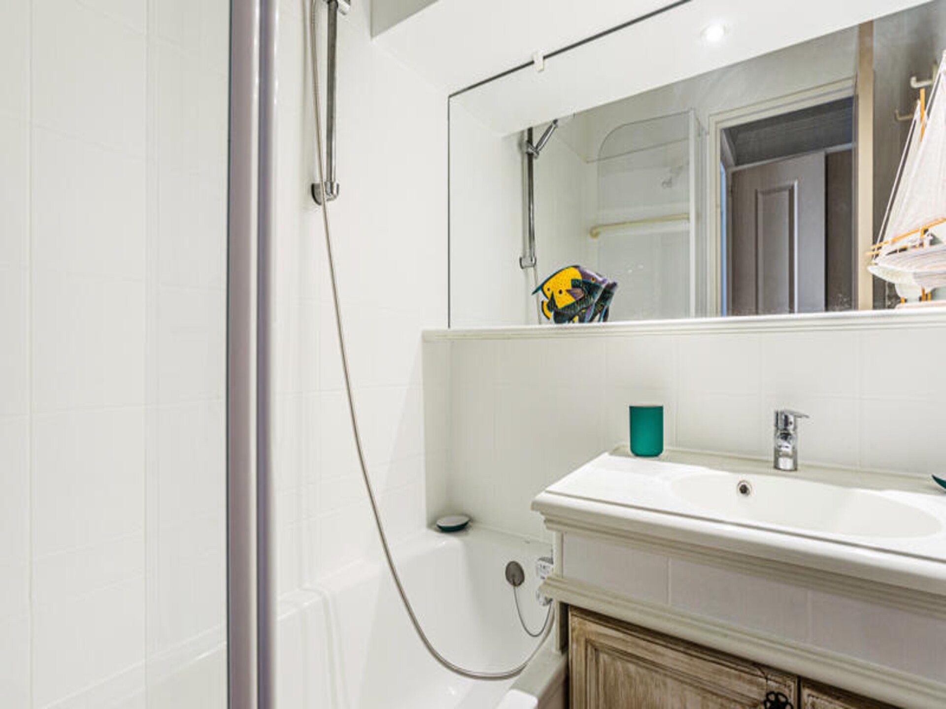 Zeezicht appartement nabij St-Tropez met zwembad en tuin - foto 24