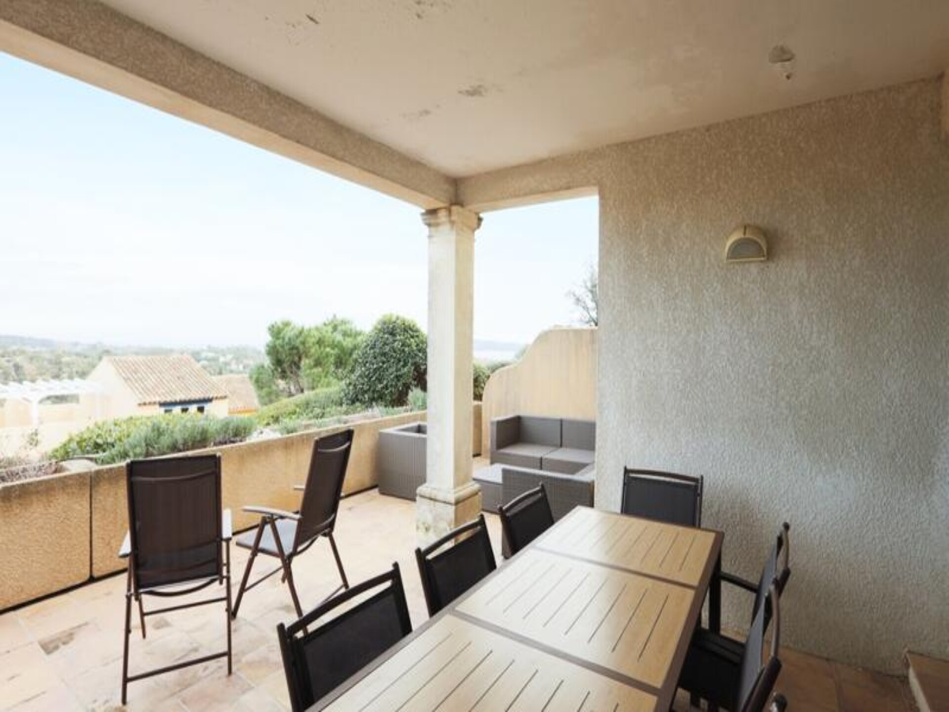 Zonovergoten appartement voor 8 bij St-Tropez met zwembaden en zeezicht - foto 20