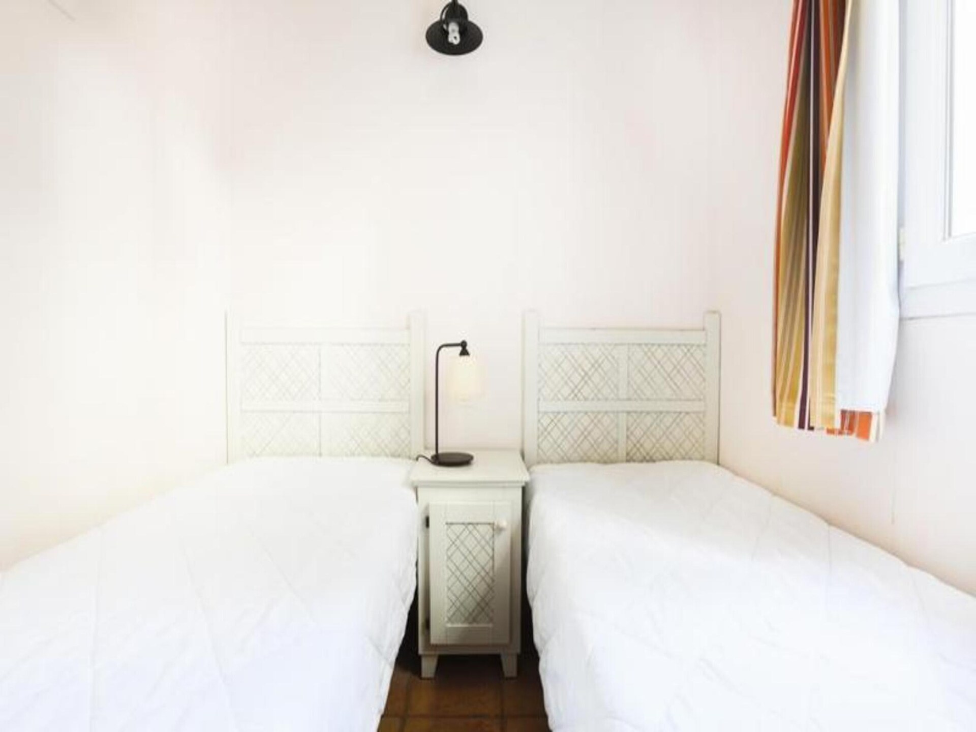 Ruim appartement voor 6 bij Grimaud met zwembaden, vlakbij strand - foto 13