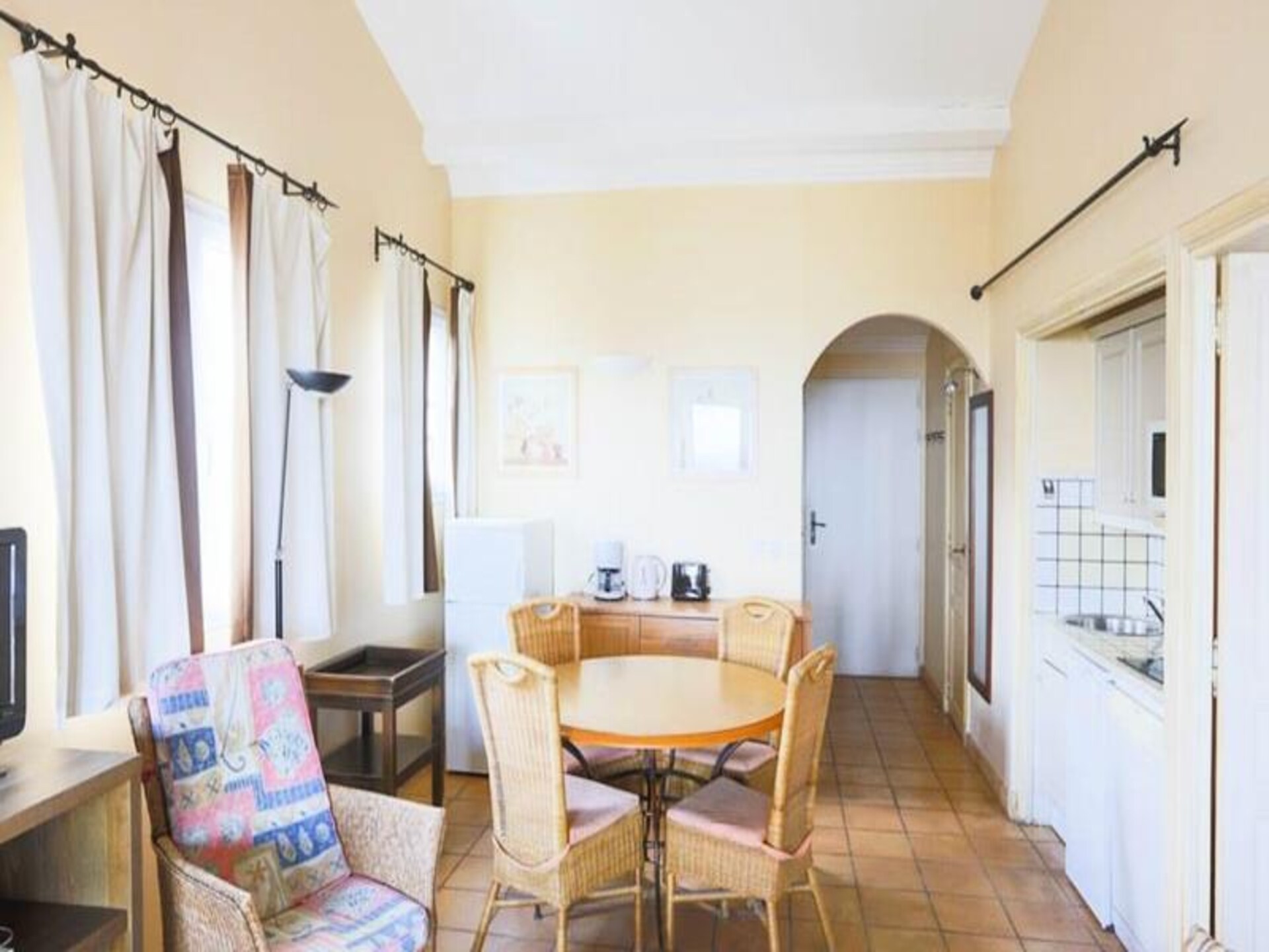 Licht appartement met uitzicht op de baai van St-Tropez, op 3 km van het strand - foto 10