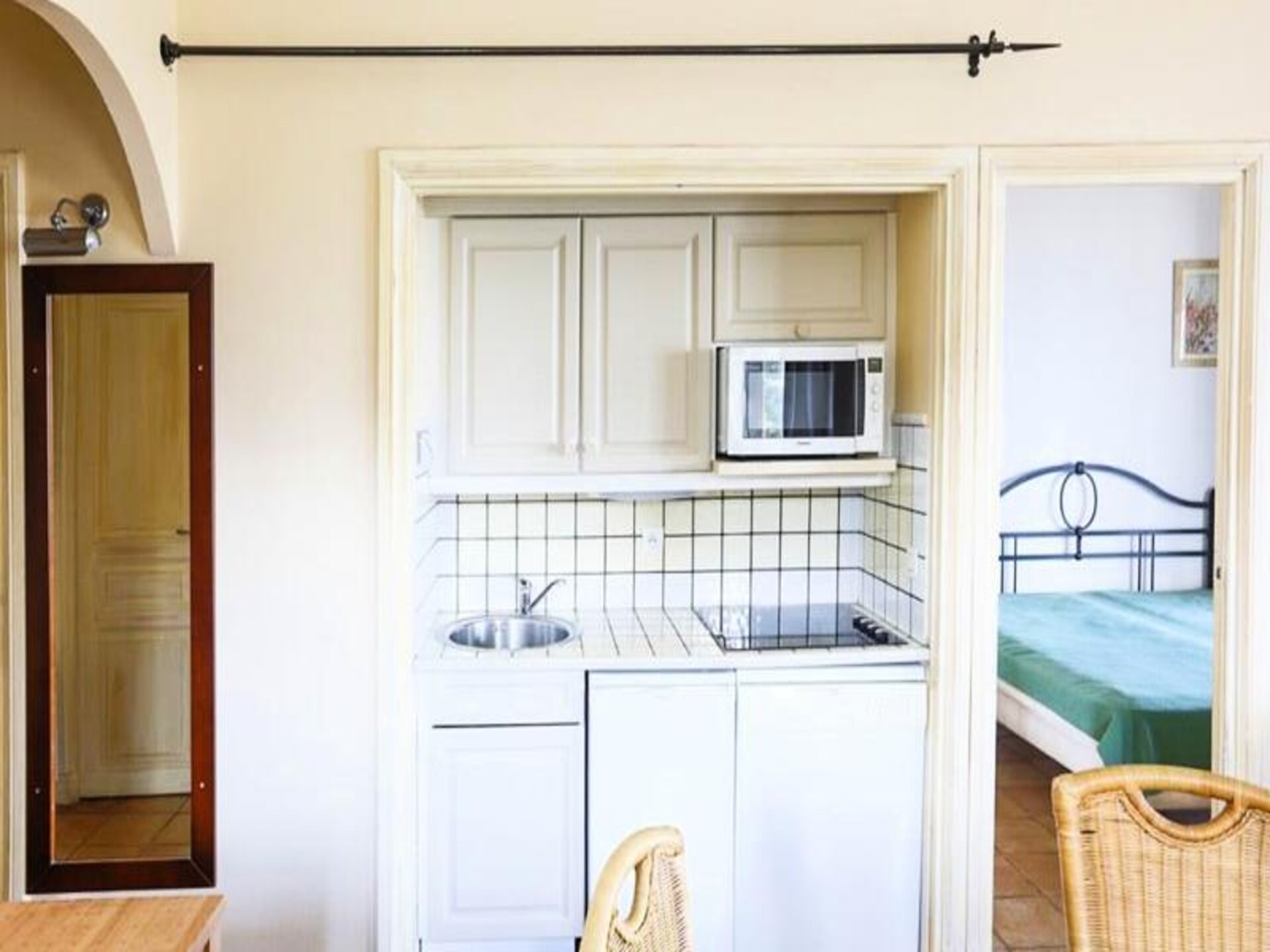 Licht appartement met uitzicht op de baai van St-Tropez, op 3 km van het strand - foto 13