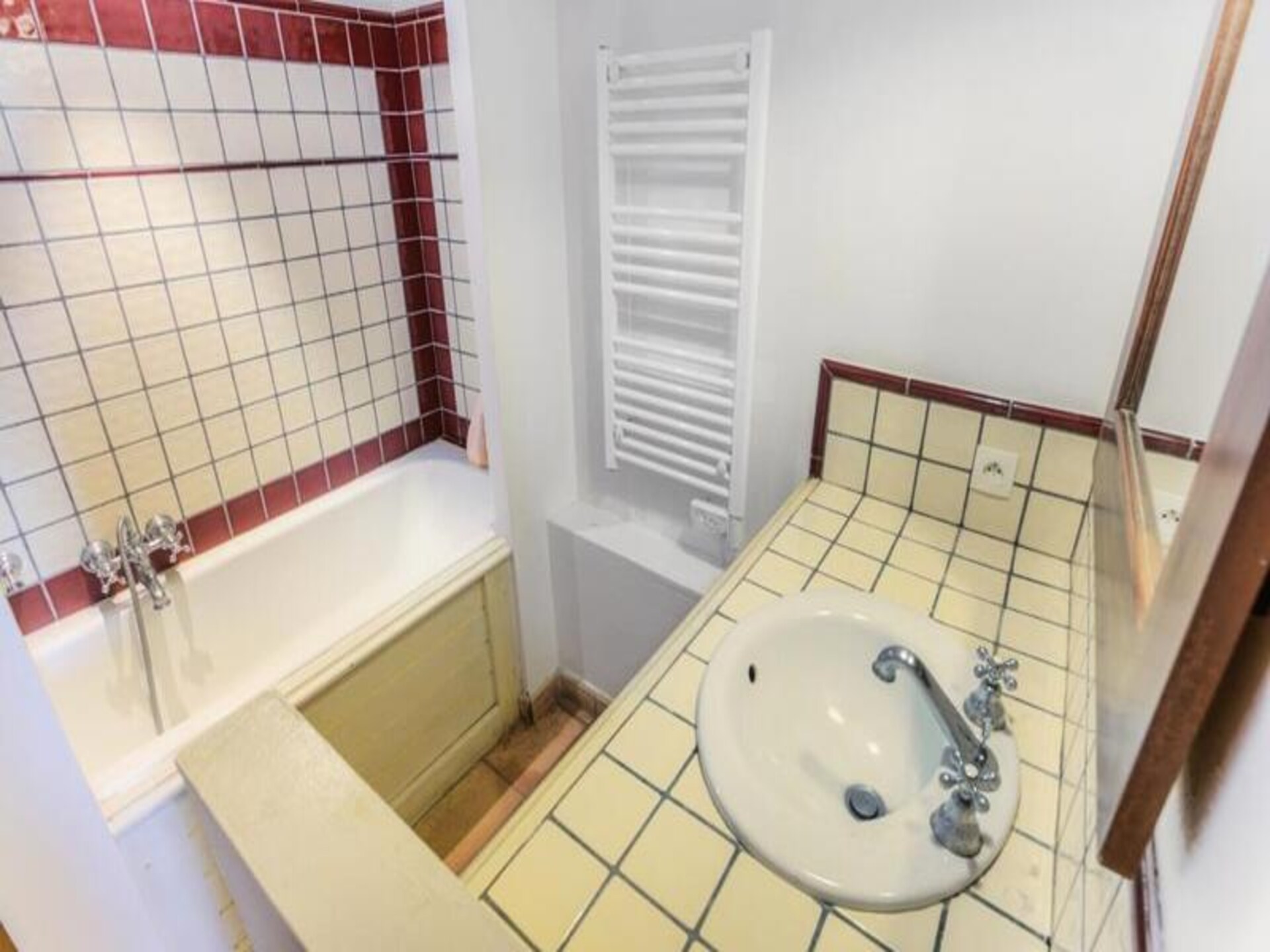 Licht appartement met uitzicht op de baai van St-Tropez, op 3 km van het strand - foto 14