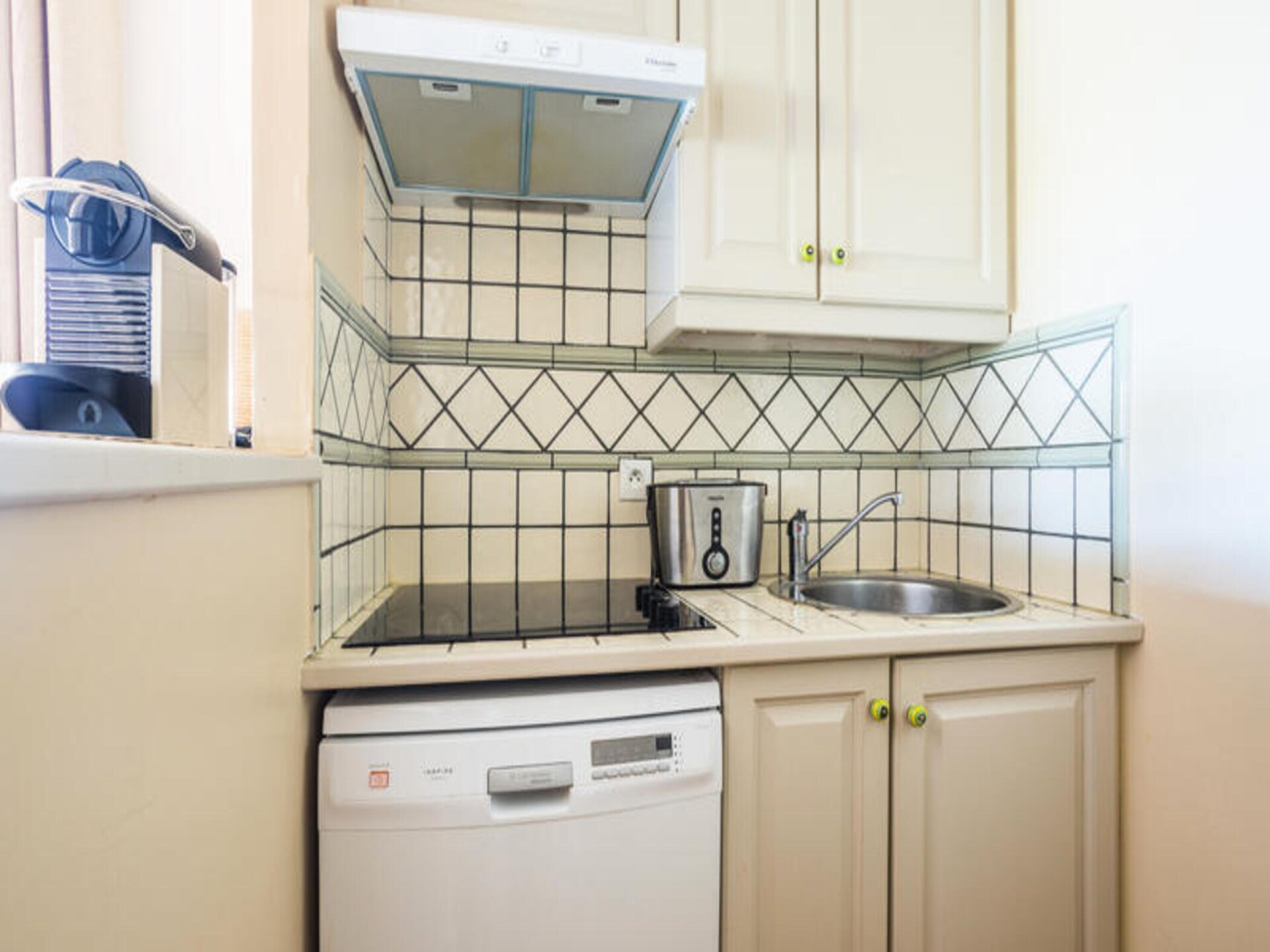 Ruim appartement met zeezicht, zwembad en tuin nabij St. Tropez - foto 5