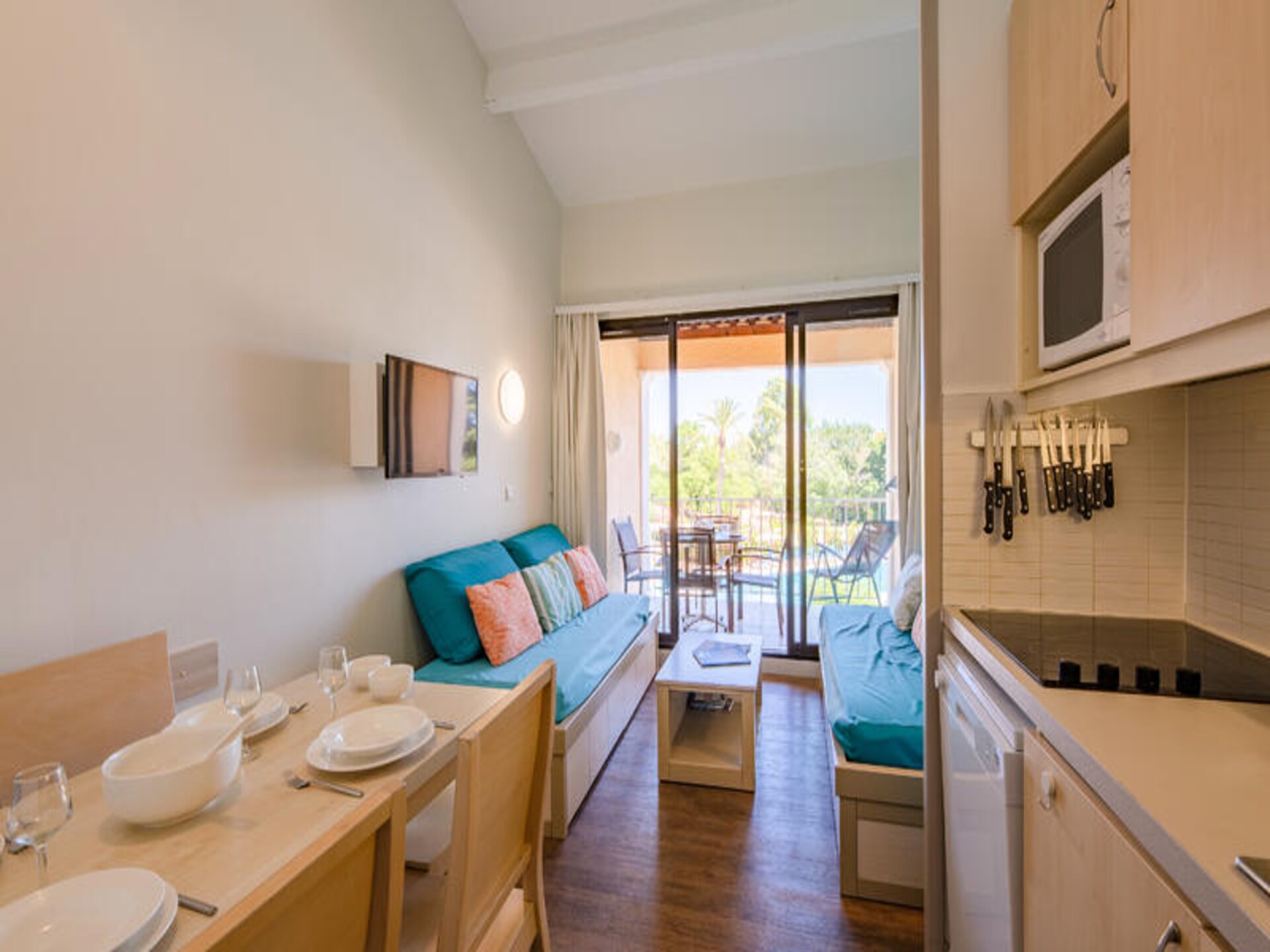 Provençaals appartement op 10 km van Saint-Tropez met zwembad en tuin - foto 24