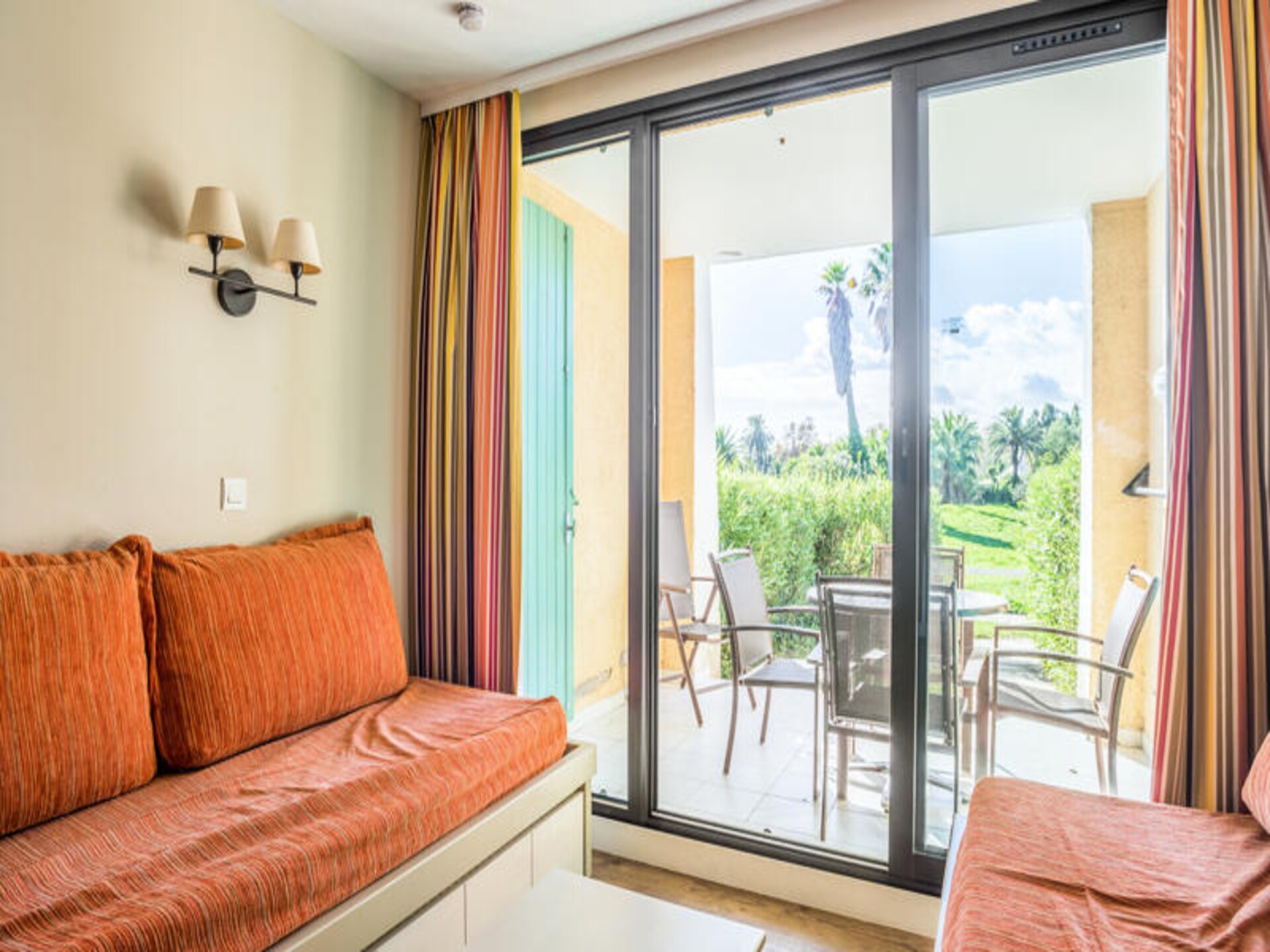 Knus appartement in Grimaud met tuin, vlakbij strand en Saint-Tropez - foto 21