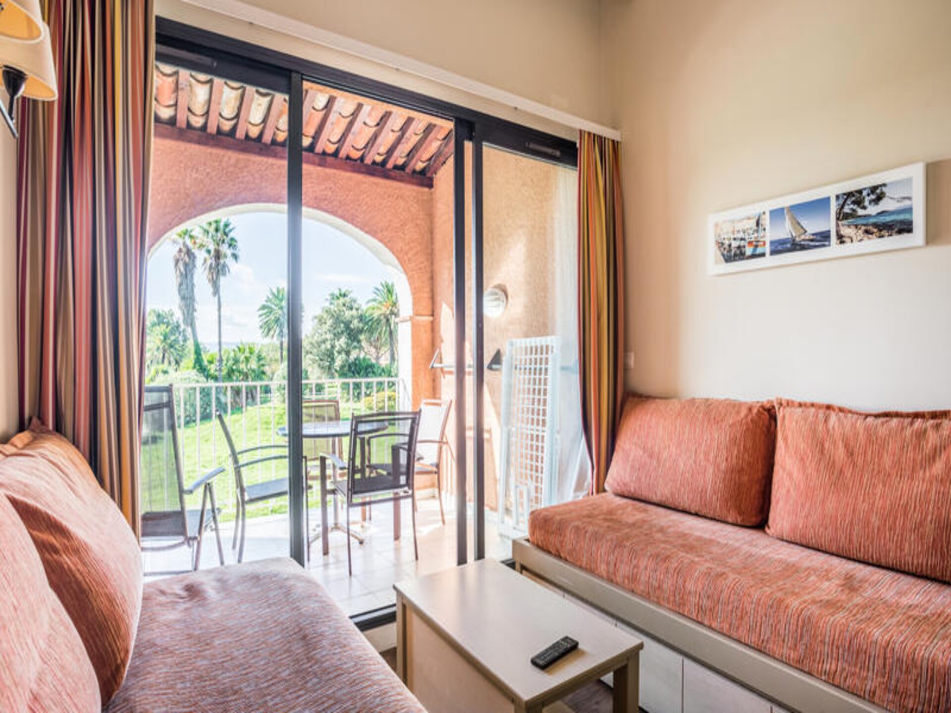 Knus appartement op 500m van strand met zwembad in Grimaud - foto 18
