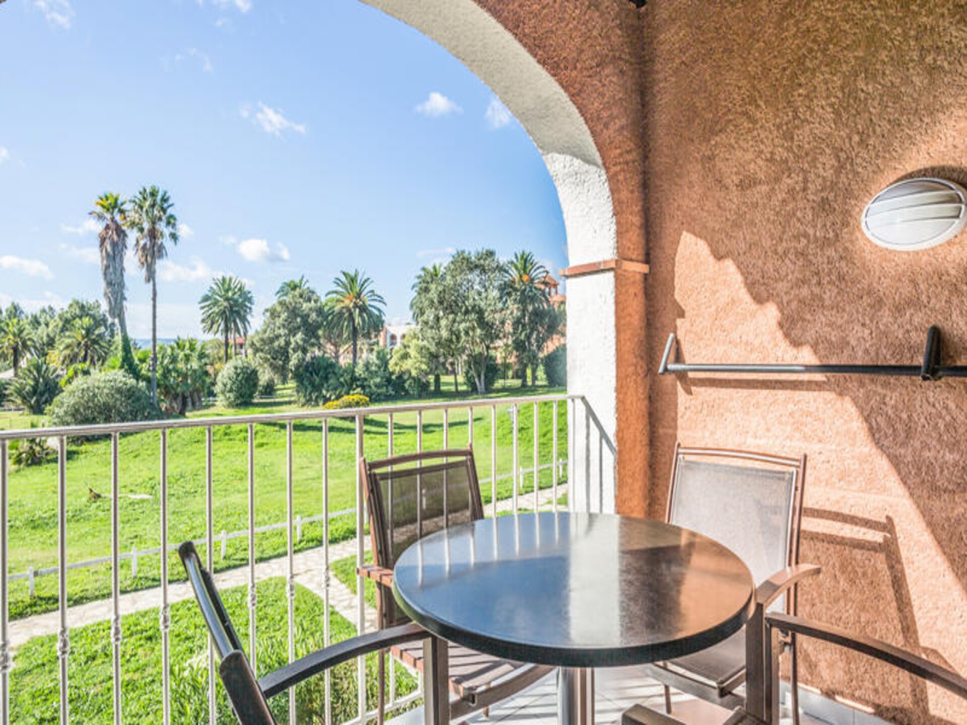 Knus appartement op 500m van strand met zwembad in Grimaud - foto 28