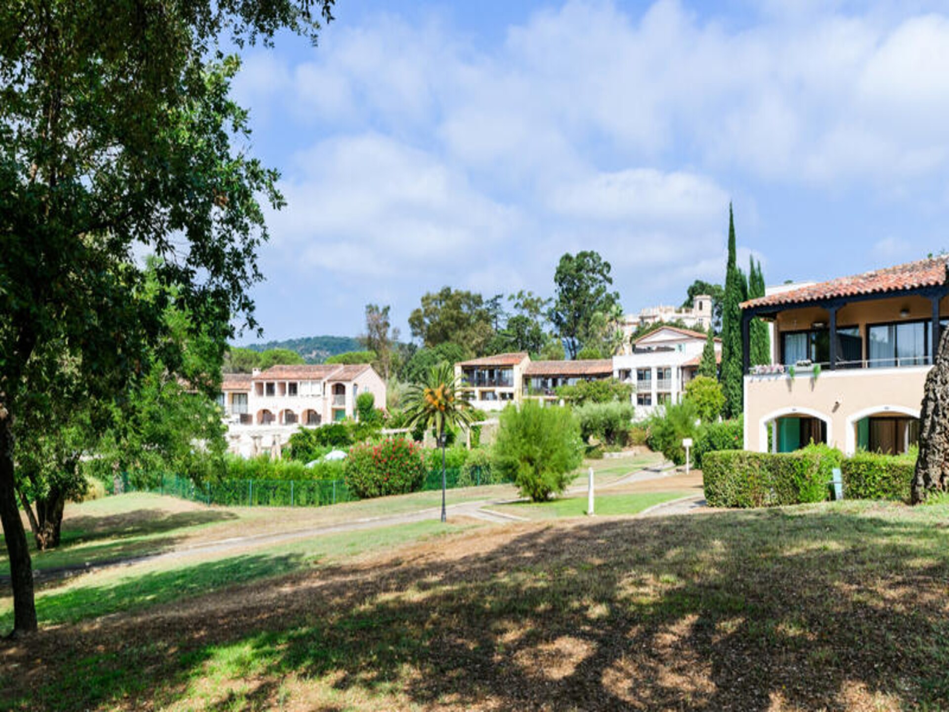 Knus appartement in Résidence Les Parcs de Grimaud, 10 km van Saint-Tropez - foto 3