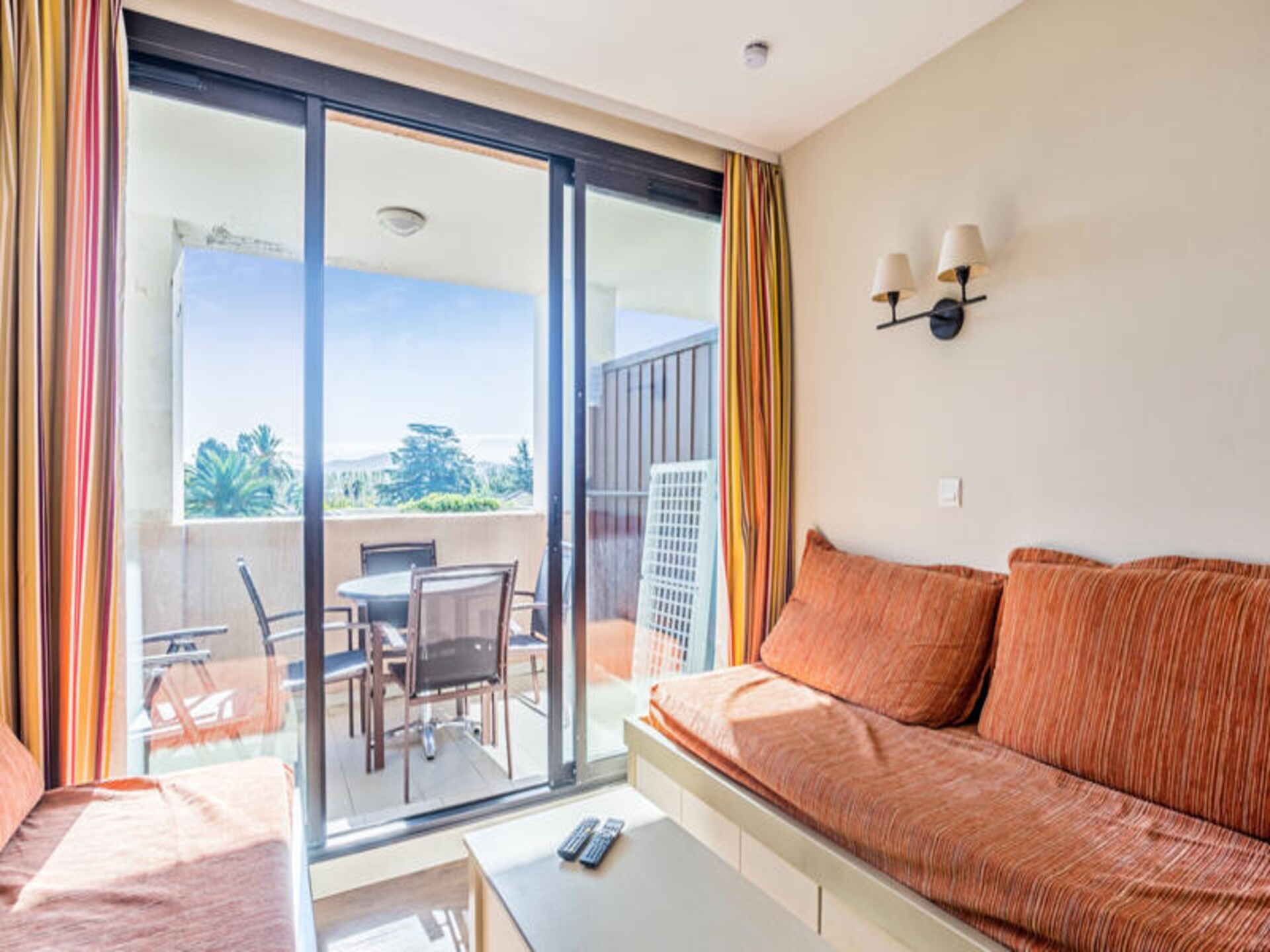 Provençaals appartement op 500m van strand bij Grimaud - foto 18