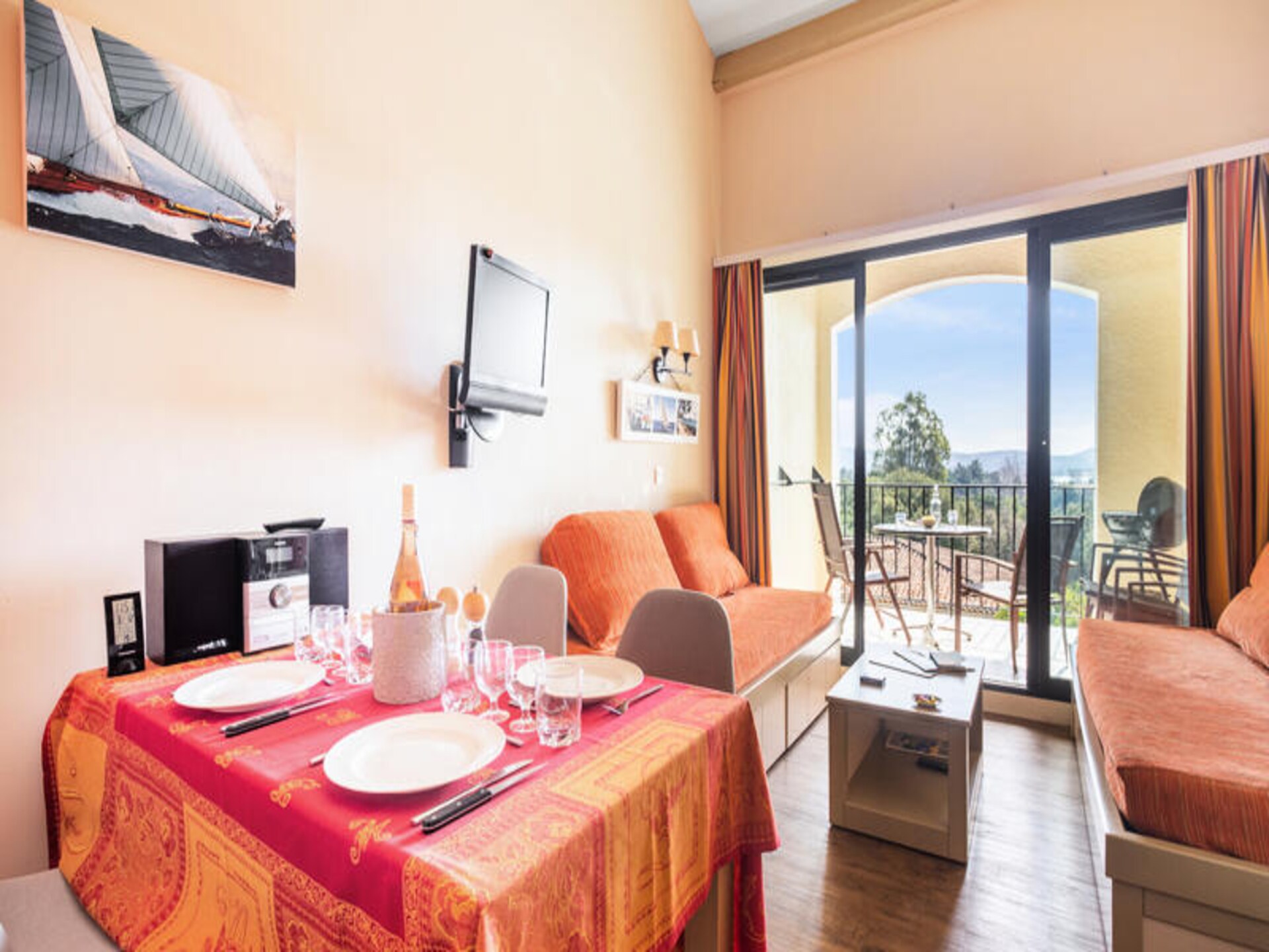 Bloemrijk appartement voor 5 personen nabij Saint-Tropez, op 500 meter van het strand - foto 22