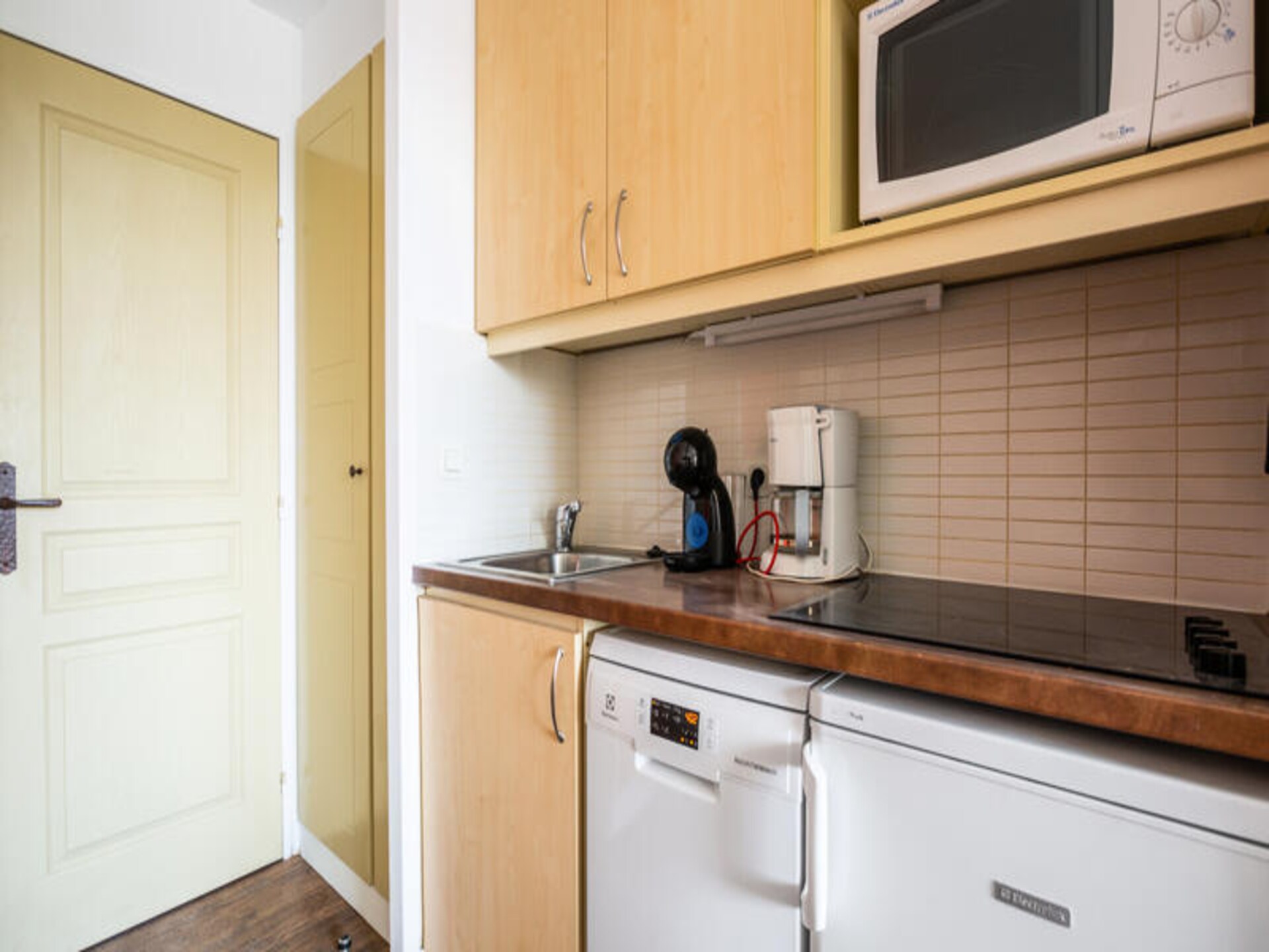 Knus appartement bij Grimaud met zwembad, op 500 meter van het strand - foto 23