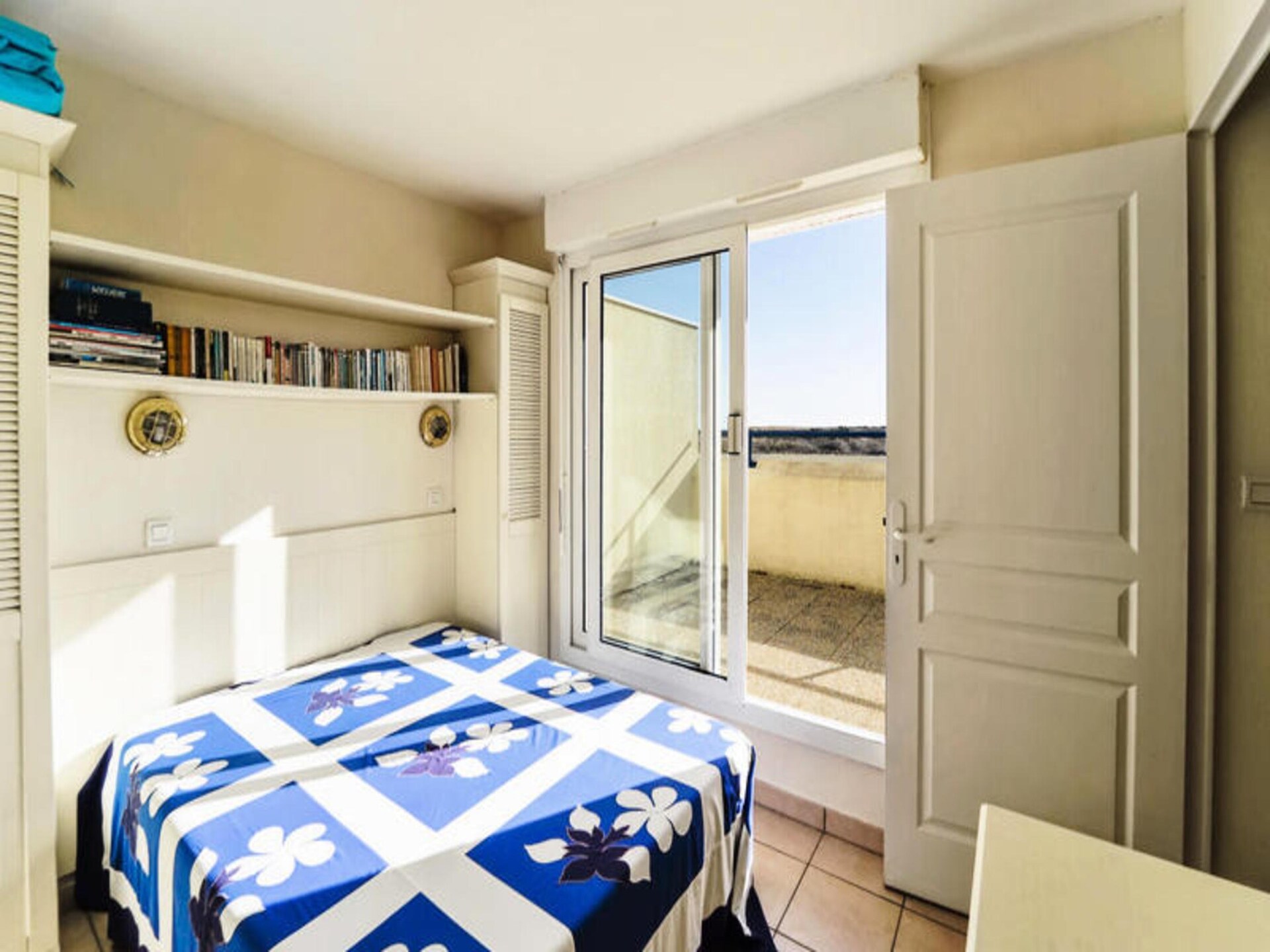 Zonnig appartement op 300 m van strand, met zwembad - foto 2