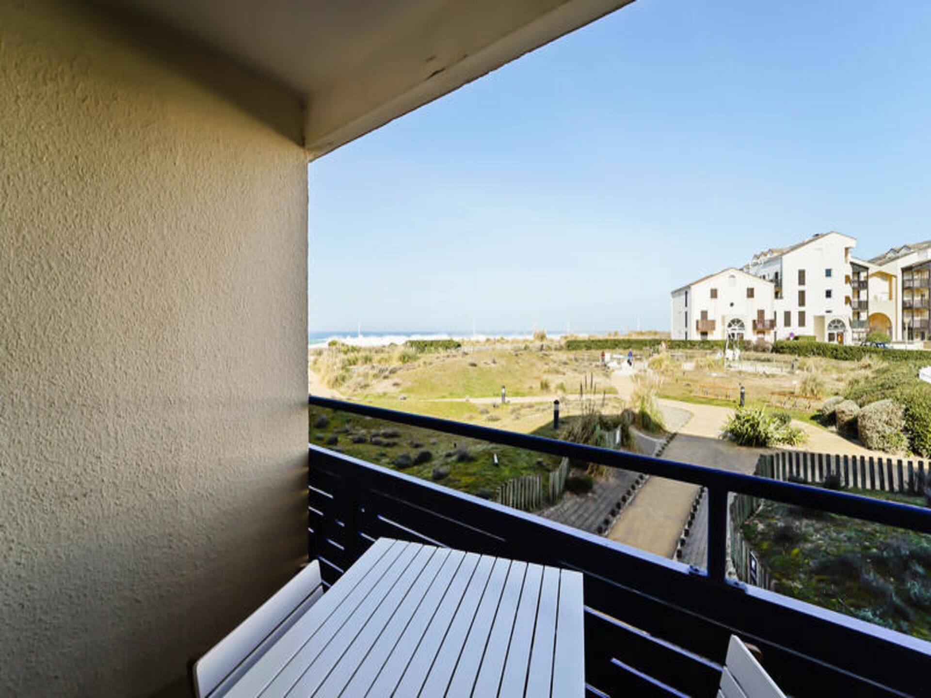 Licht appartement op 300m van de Atlantische Oceaan met zwembad en balkons - foto 18