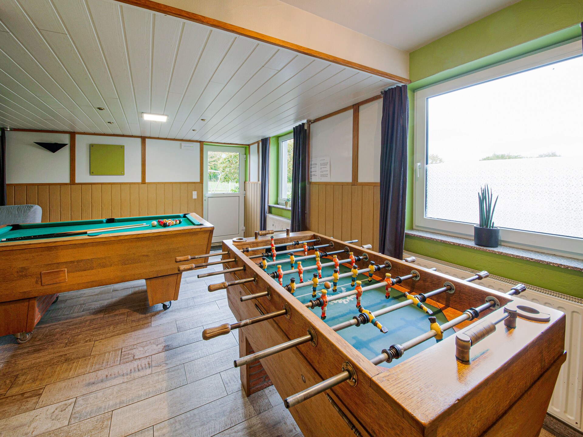 23-persoons landhuis met sauna en biljart in Les Hautes Fagnes-Walk - foto 5