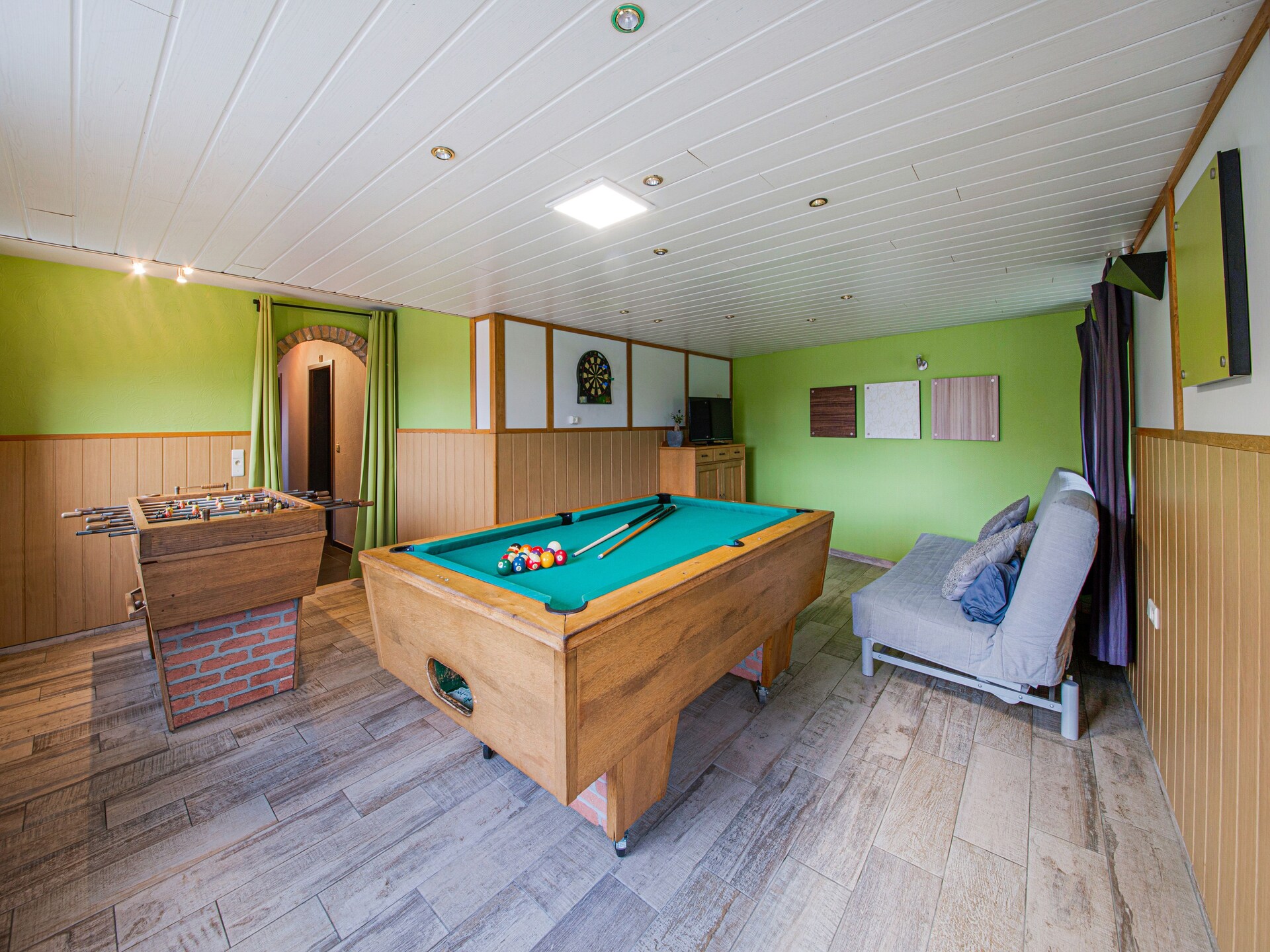 23-persoons landhuis met sauna en biljart in Les Hautes Fagnes-Walk - foto 29