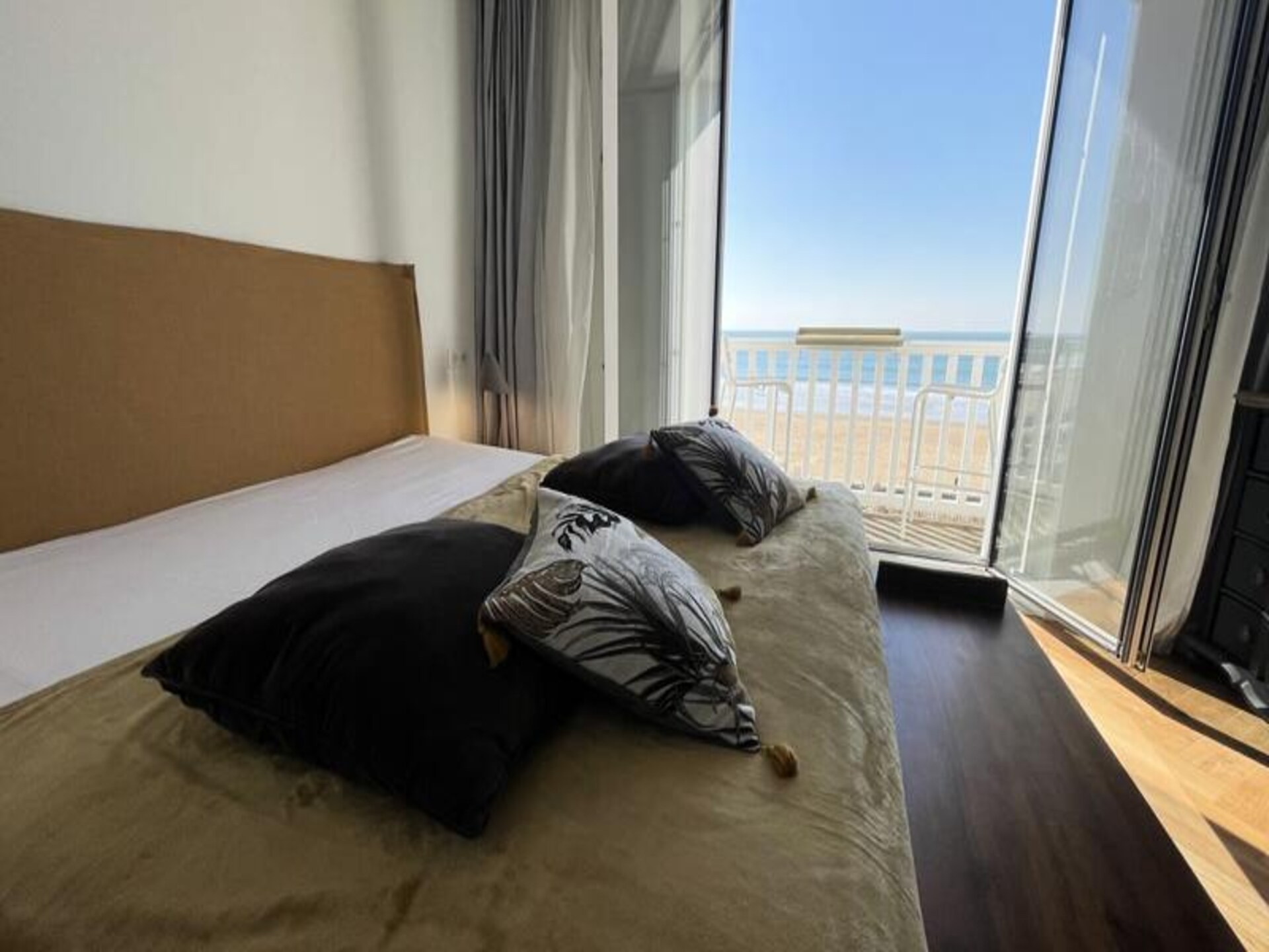 Elegant T4-appartement met zeezicht en spa in Pornichet - foto 17