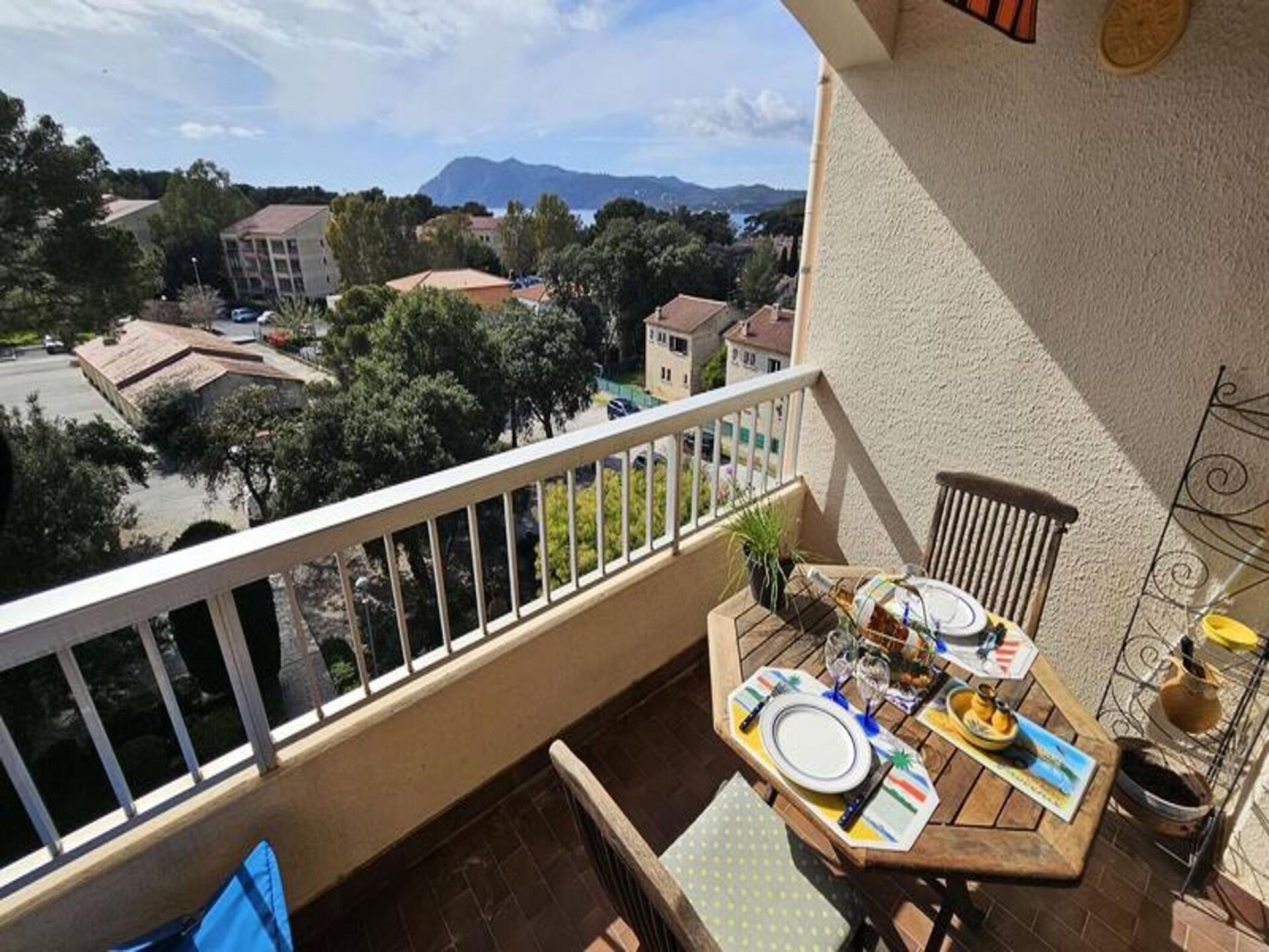 Licht appartement op de 4e etage met zeezicht en balkon in Saint-Mandrier - foto 19