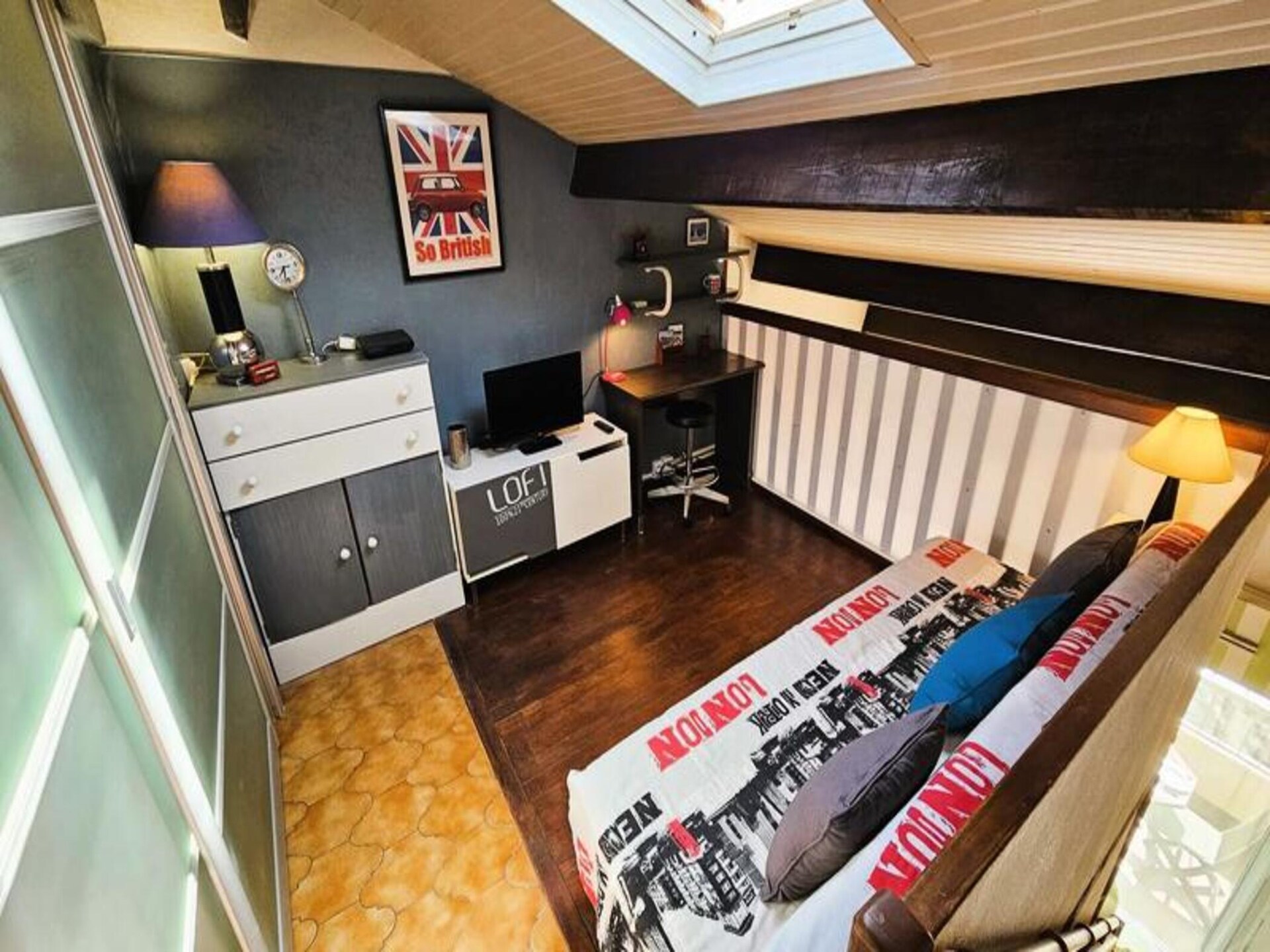 Licht appartement op de 4e etage met zeezicht en balkon in Saint-Mandrier - foto 22