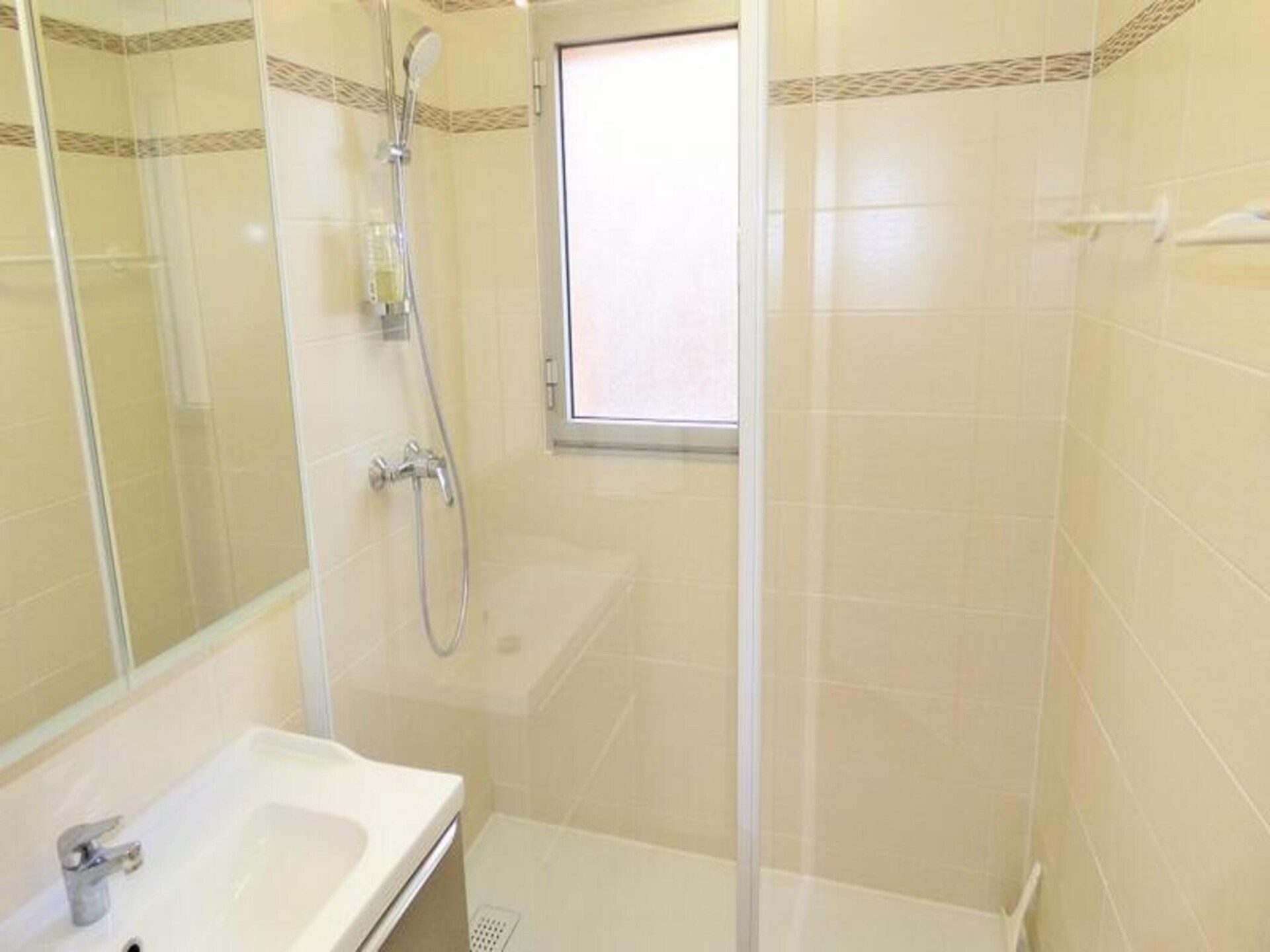 Licht appartement op 200 meter van strand Sainte Asile, Saint Mandrier - foto 12