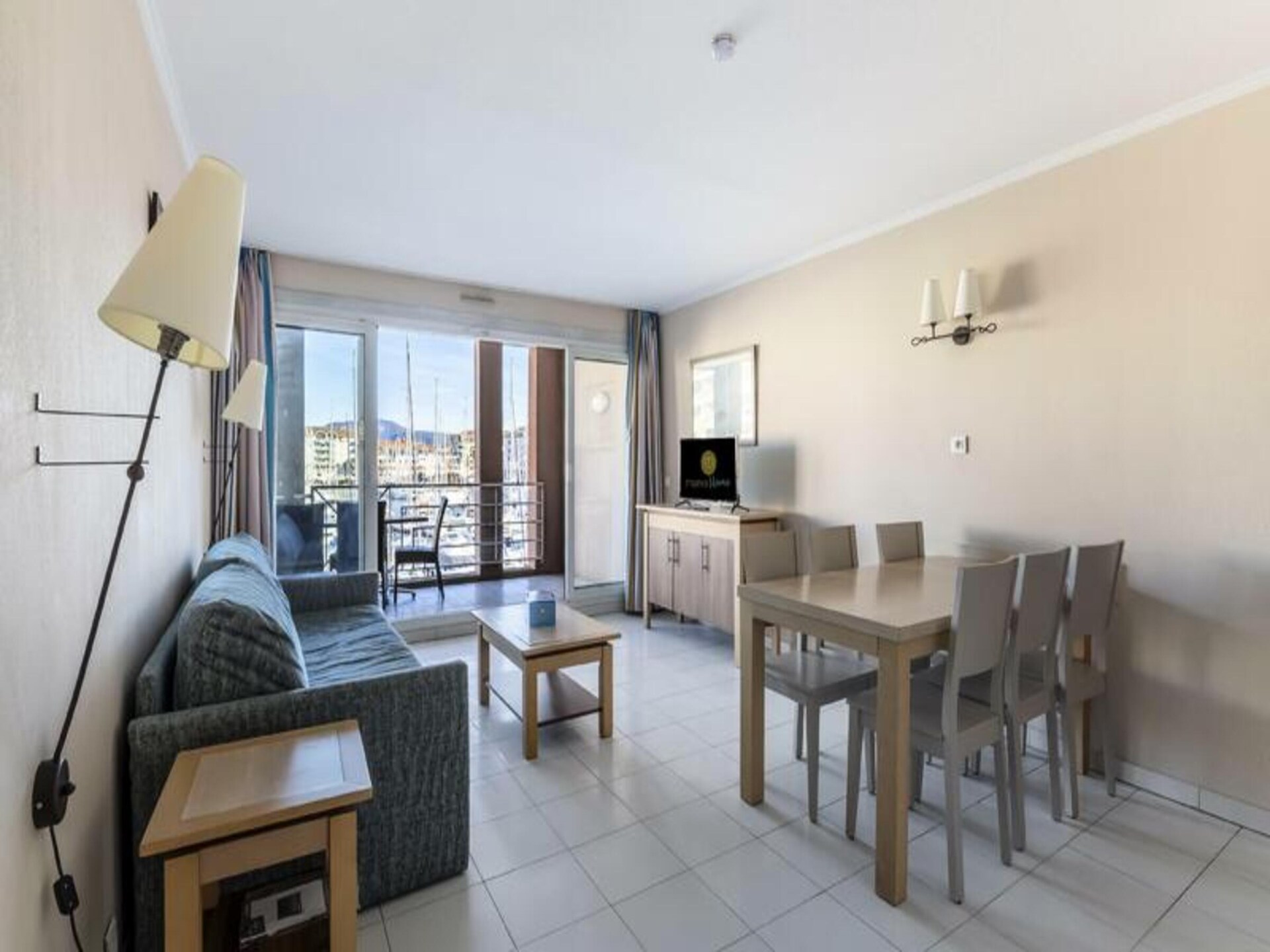 Appartement met zeezicht op 50m van het strand in Fréjus - foto 4