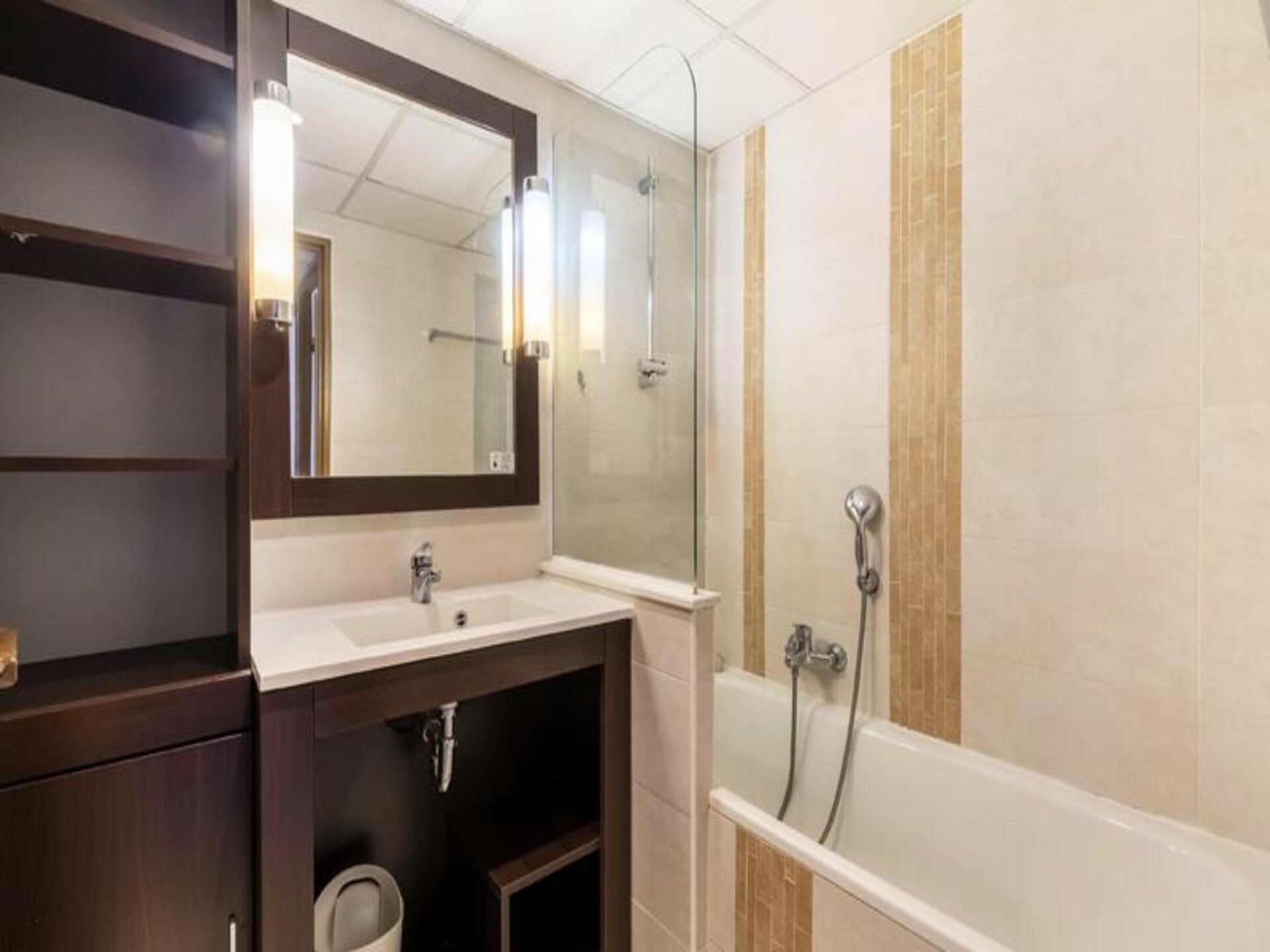 Appartement met zeezicht op 50m van het strand in Fréjus - foto 10
