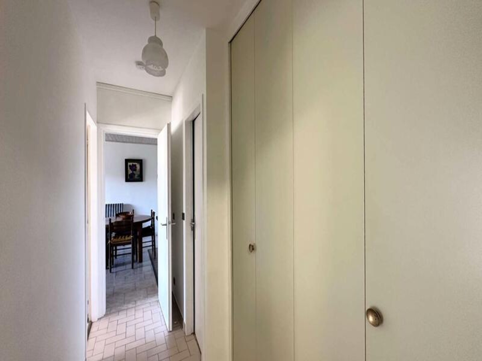 Licht appartement aan de haven van Hyères met zwembad en terras - foto 11
