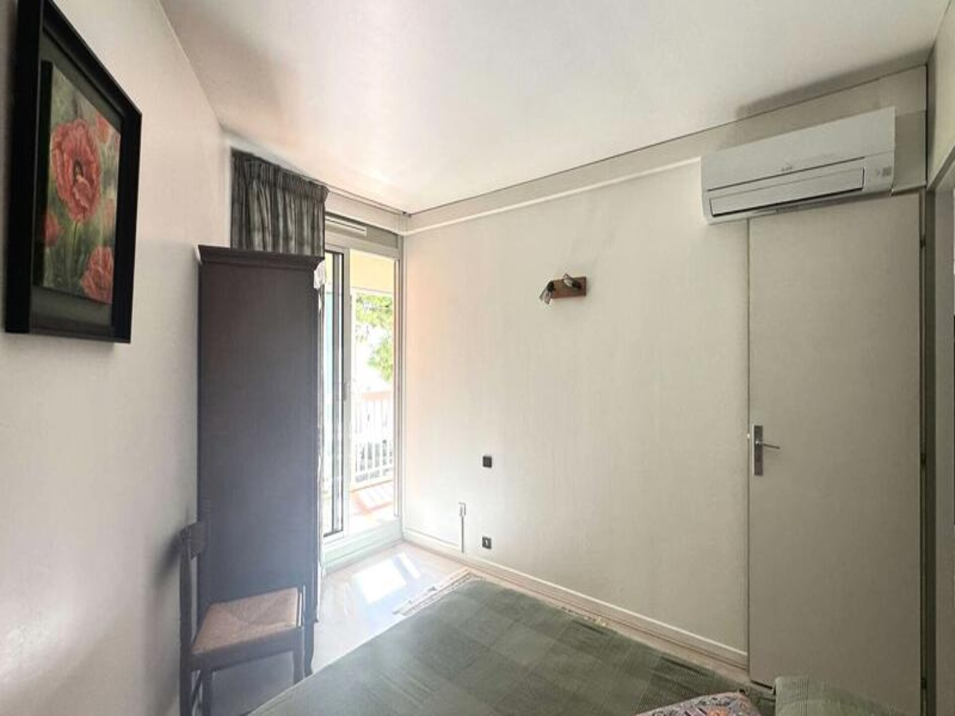 Licht appartement aan de haven van Hyères met zwembad en terras - foto 14