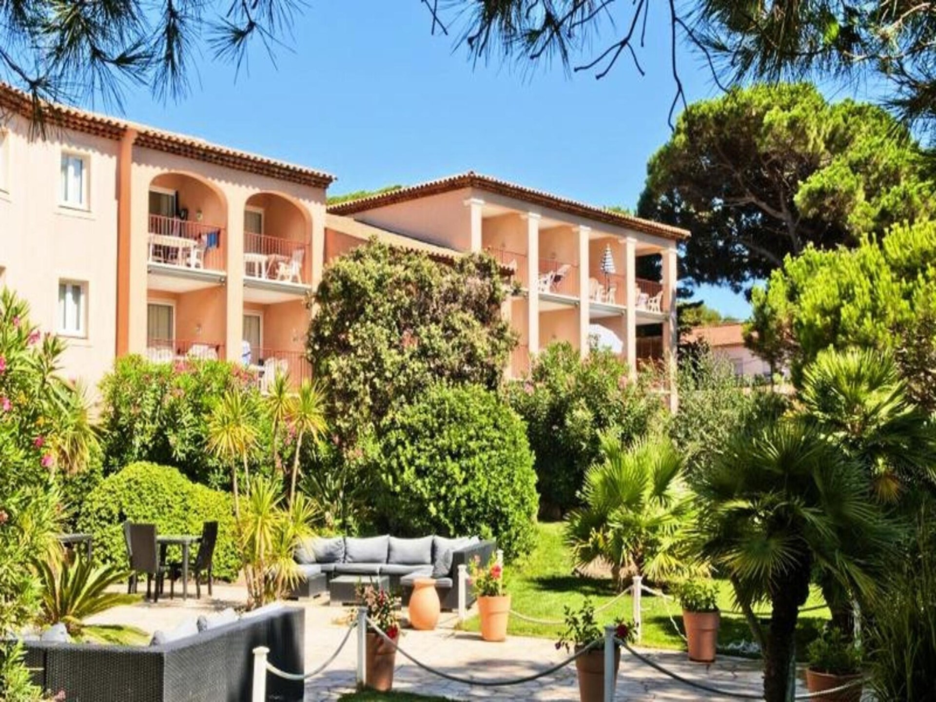 Knus appartement in bosrijk park, vlakbij strand Giens - foto 11