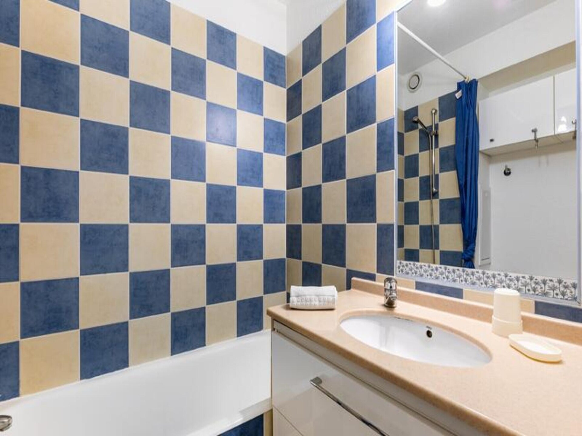Knus appartement in Hyères op 300 meter van het strand - foto 11