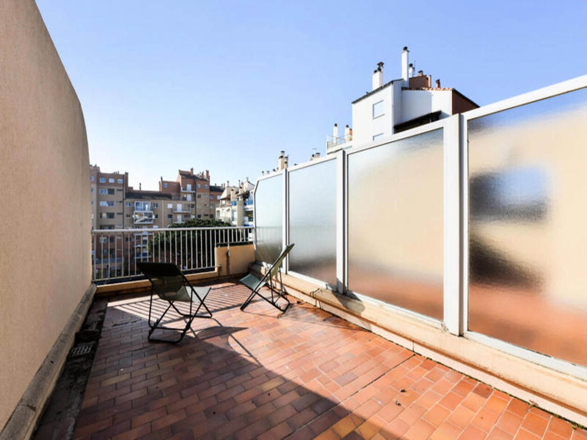 Duplex voor 6 bij het strand van Hyères met zonnig solarium - foto 26