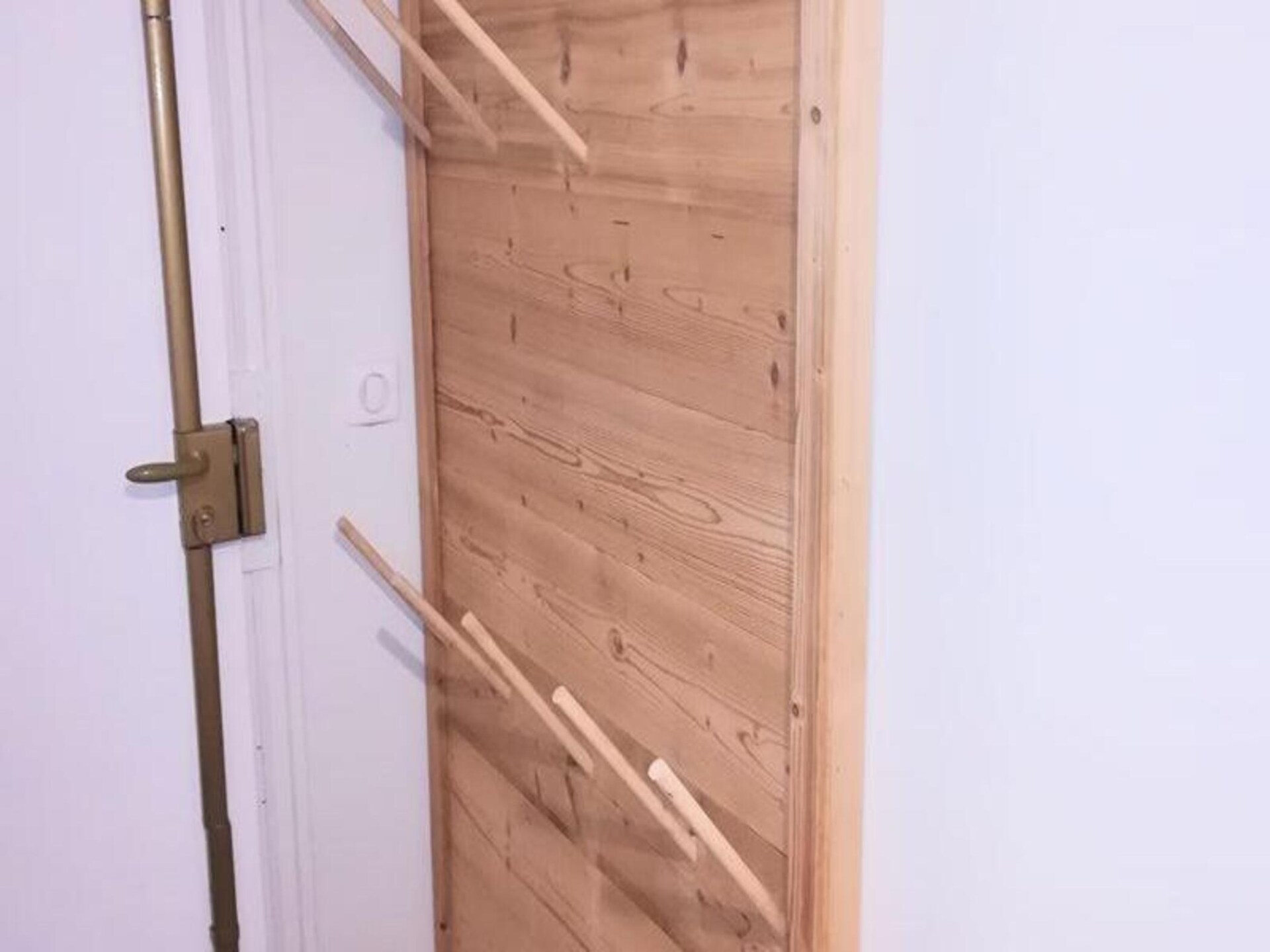 Gerenoveerd appartement aan de piste in Isola met ruim balkon - foto 8