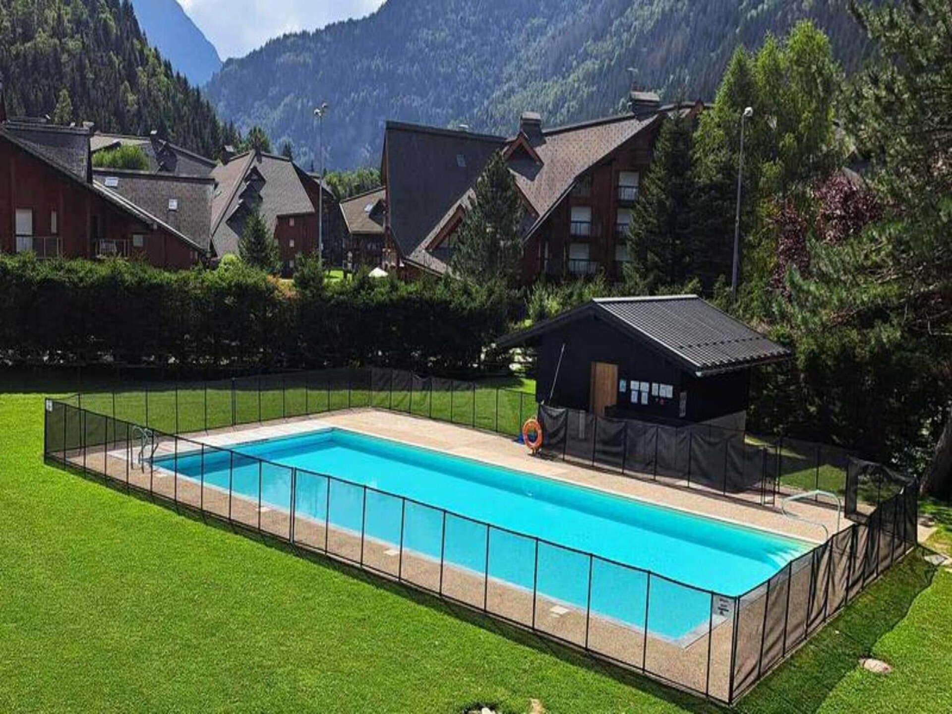 Zonnig appartement op 300m van de piste met zwembad in Les Contamines - foto 1