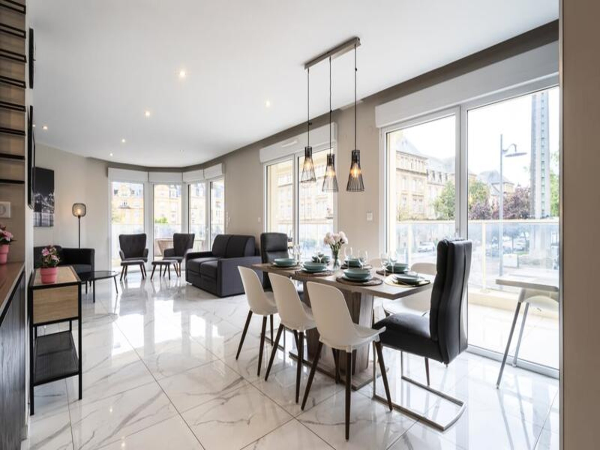 Licht appartement met terras in het hart van Metz, vlakbij het centrum - foto 2