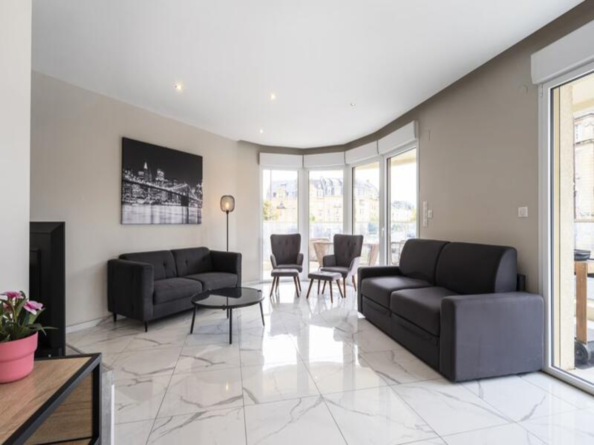 Licht appartement met terras in het hart van Metz, vlakbij het centrum - foto 6