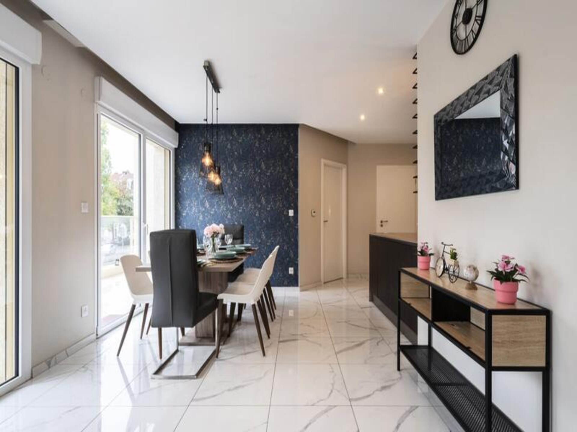 Licht appartement met terras in het hart van Metz, vlakbij het centrum - foto 9