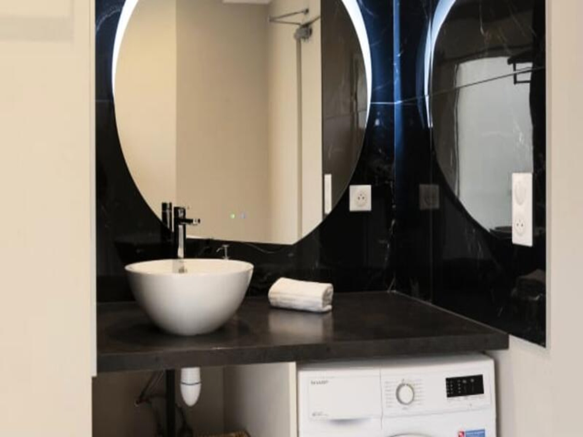 Licht appartement met terras in het hart van Metz, vlakbij het centrum - foto 19