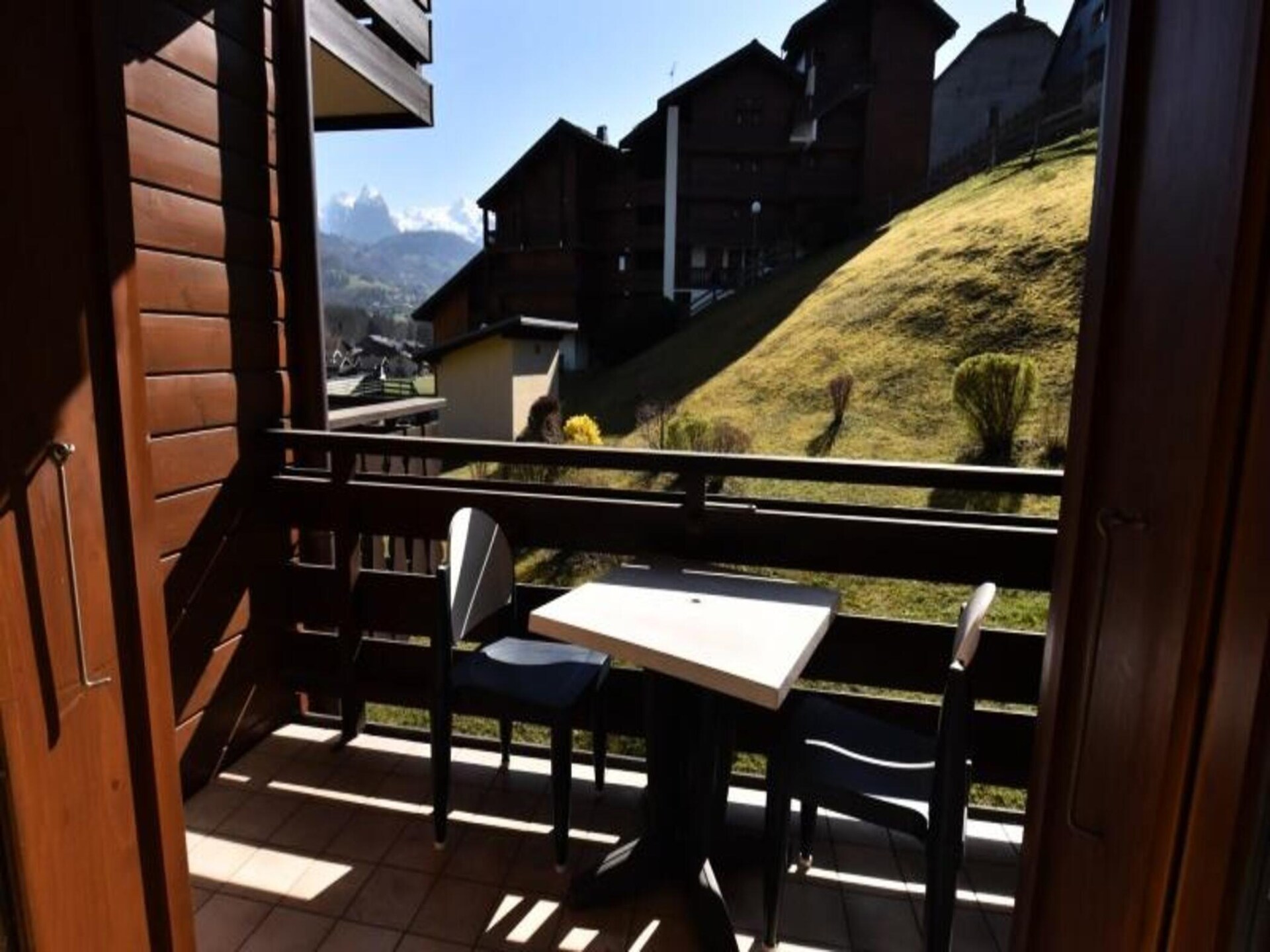 Knus appartement op de 1e verdieping in het hart van Morillon, vlakbij de skilift - foto 7