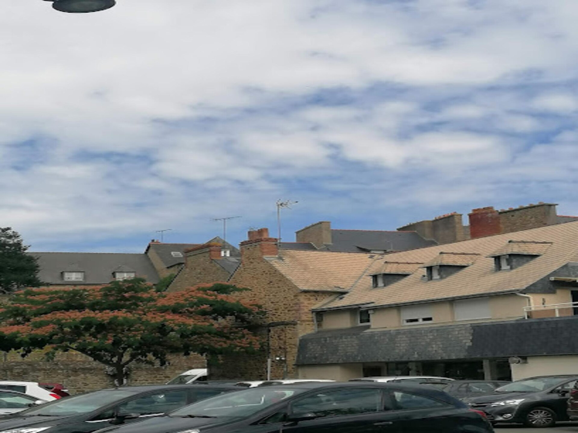 Zonnig appartement op 65m² met zeezicht en groot terras in Pléneuf-Val-André - foto 2