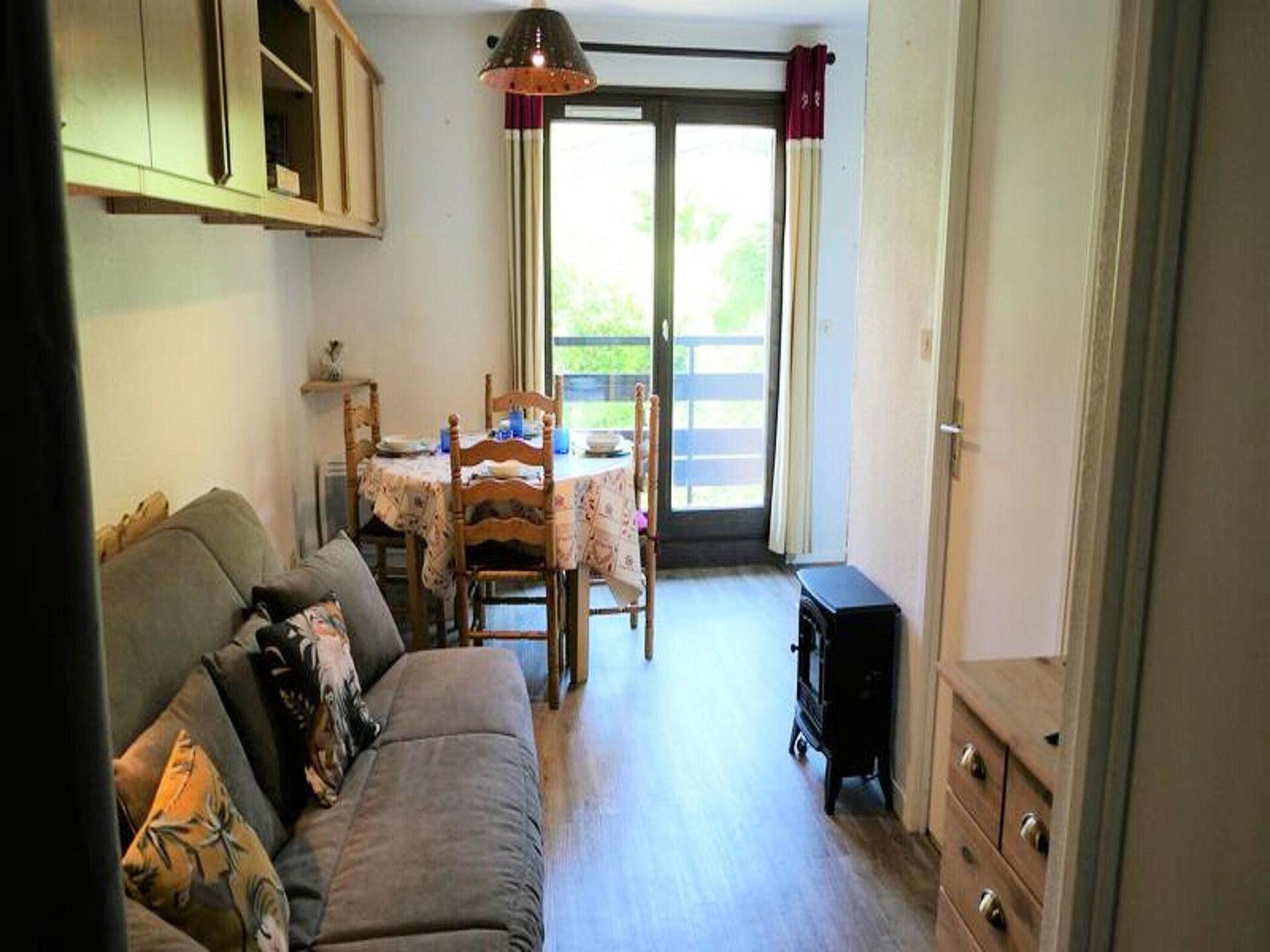 Compacte studio voor 4 personen nabij Bettex met zwembad - foto 13
