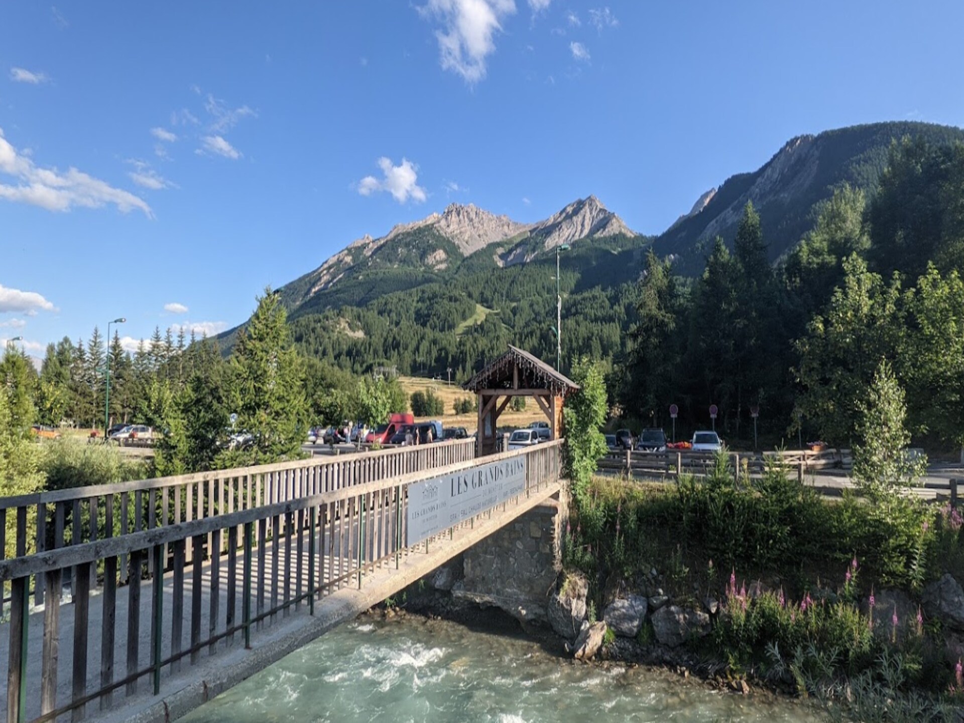 Gerenoveerd 4-persoons appartement in het hart van Le Monêtier-les-Bains - foto 24