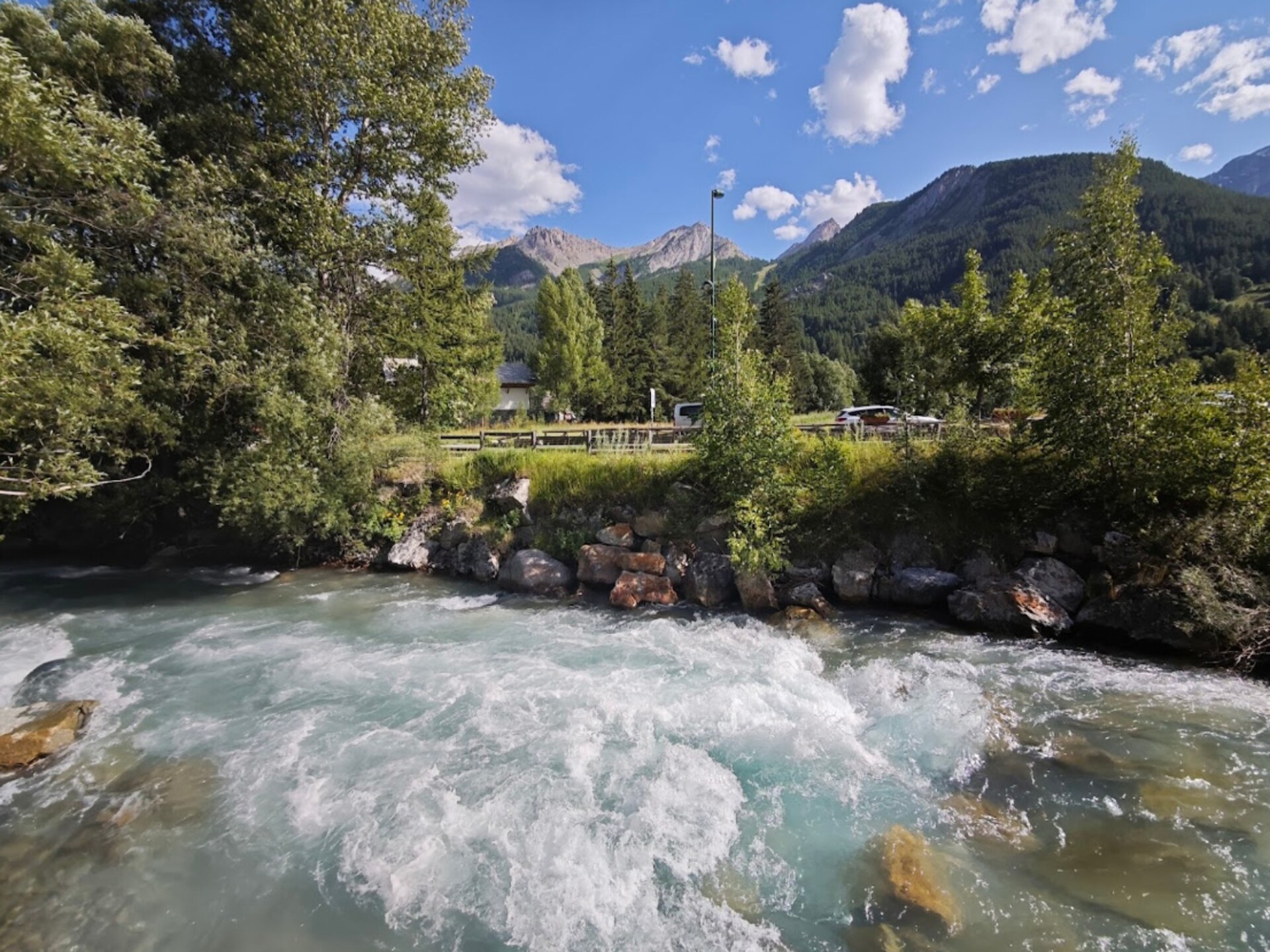 Gerenoveerd 4-persoons appartement in het hart van Le Monêtier-les-Bains - foto 25