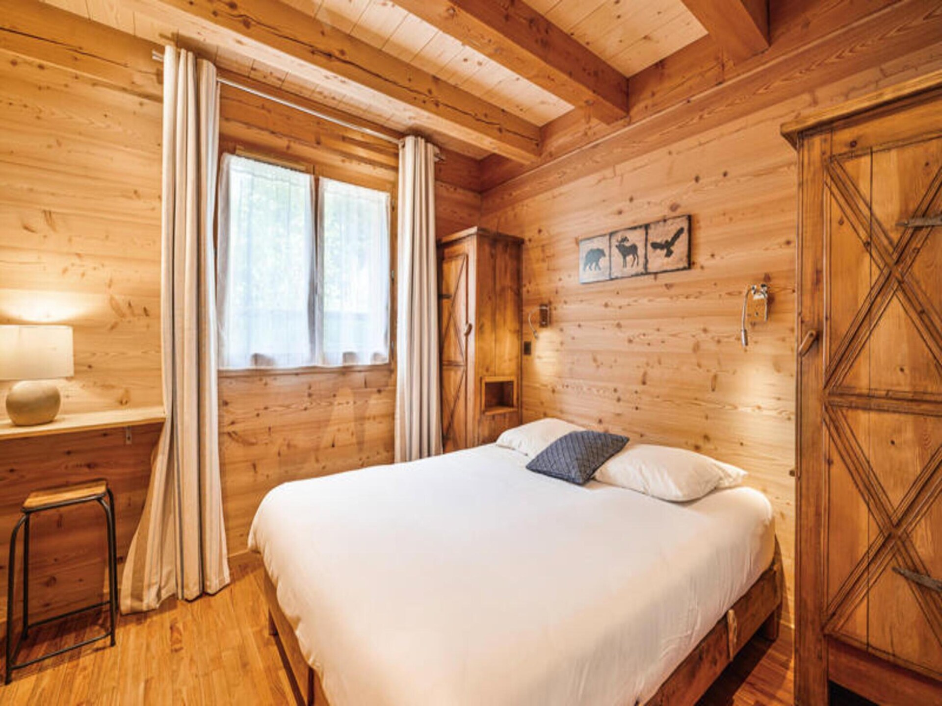 Ruim chalet voor 9 in Le Monêtier-les-Bains met tuin en bergzicht - foto 14