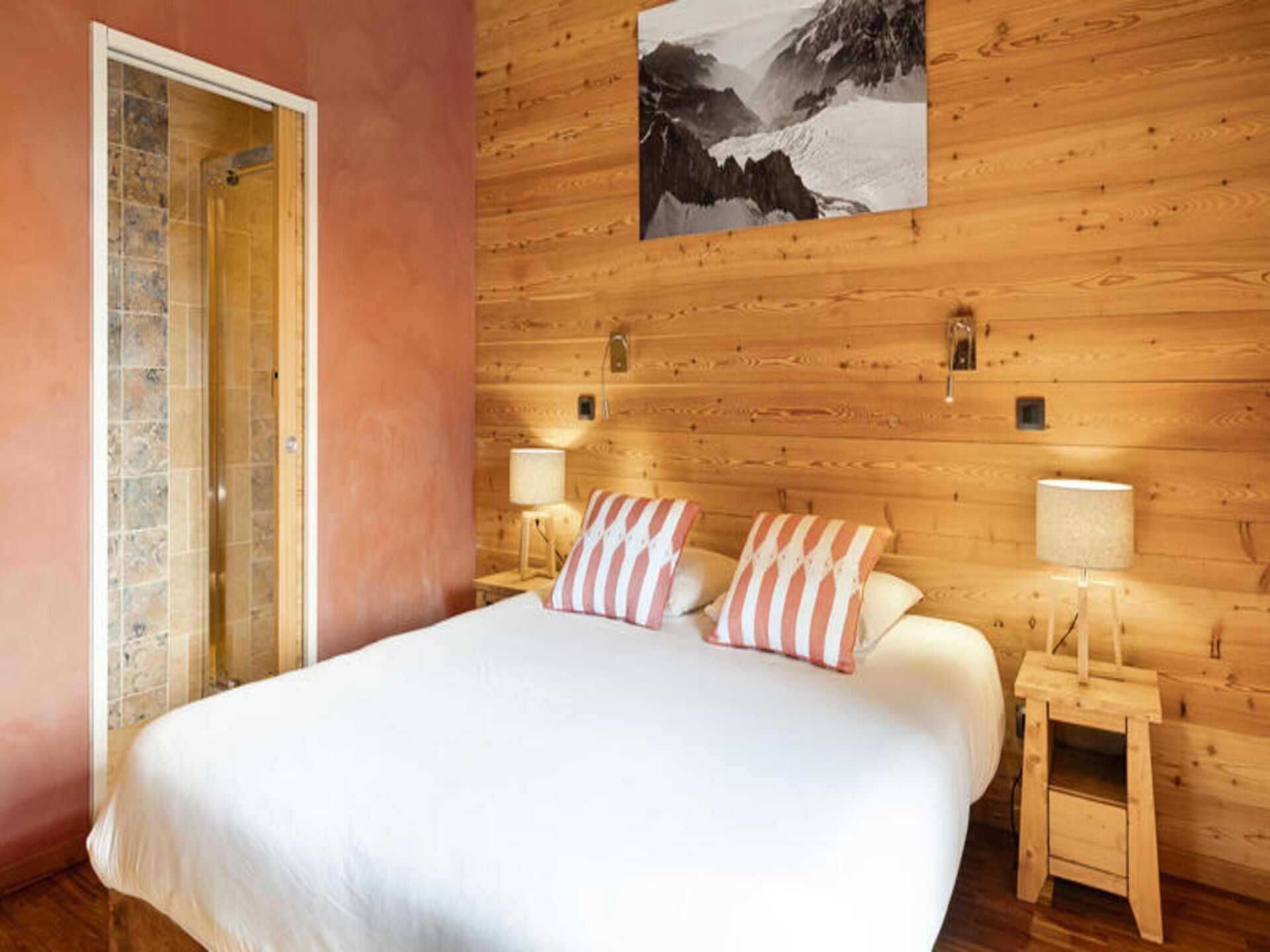 Ruim chalet voor 9 in Le Monêtier-les-Bains met tuin en bergzicht - foto 20